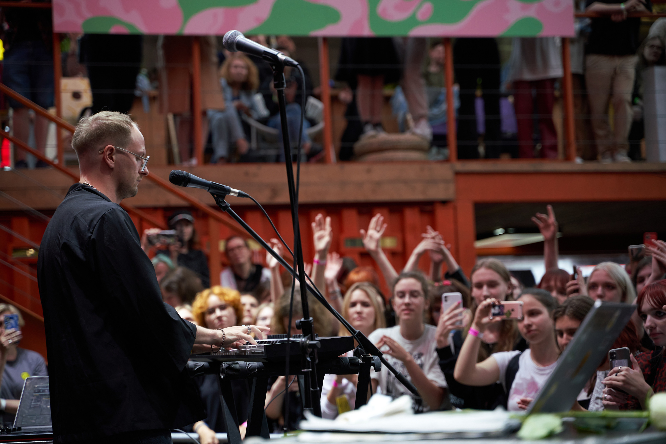 Концерт Электрофорез 8.07.2022 в Санкт-Петербурге. Лена Монахова — портретный и концертный фотограф в Санкт-Петербурге