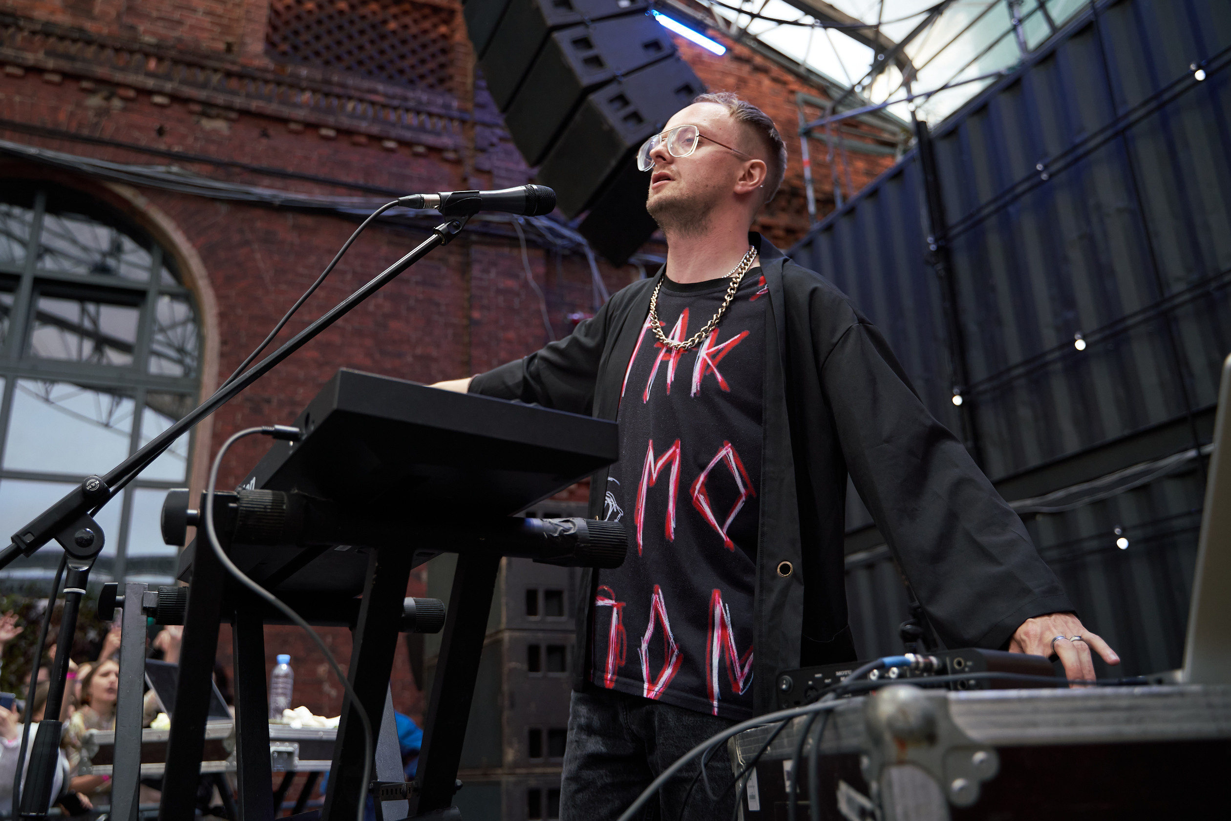 Концерт Электрофорез 8.07.2022 в Санкт-Петербурге. Лена Монахова — портретный и концертный фотограф в Санкт-Петербурге