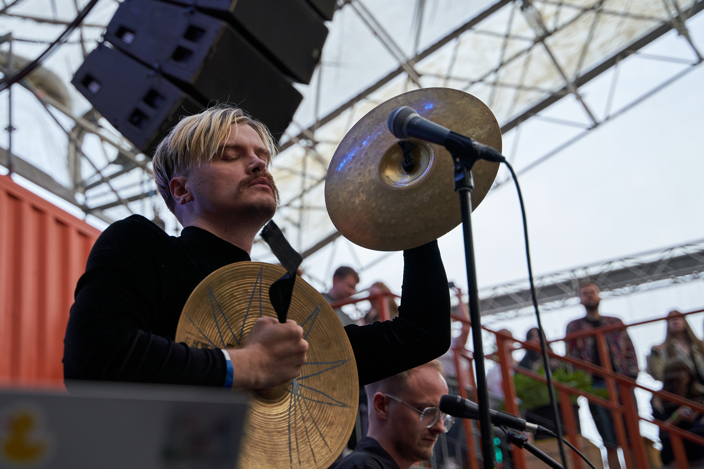 Концерт Электрофорез 8.07.2022 в Санкт-Петербурге. Лена Монахова — портретный и концертный фотограф в Санкт-Петербурге