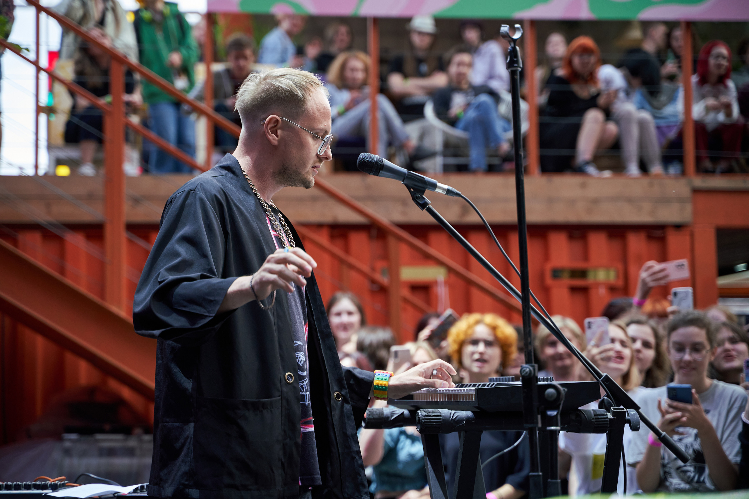 Концерт Электрофорез 8.07.2022 в Санкт-Петербурге. Лена Монахова — портретный и концертный фотограф в Санкт-Петербурге