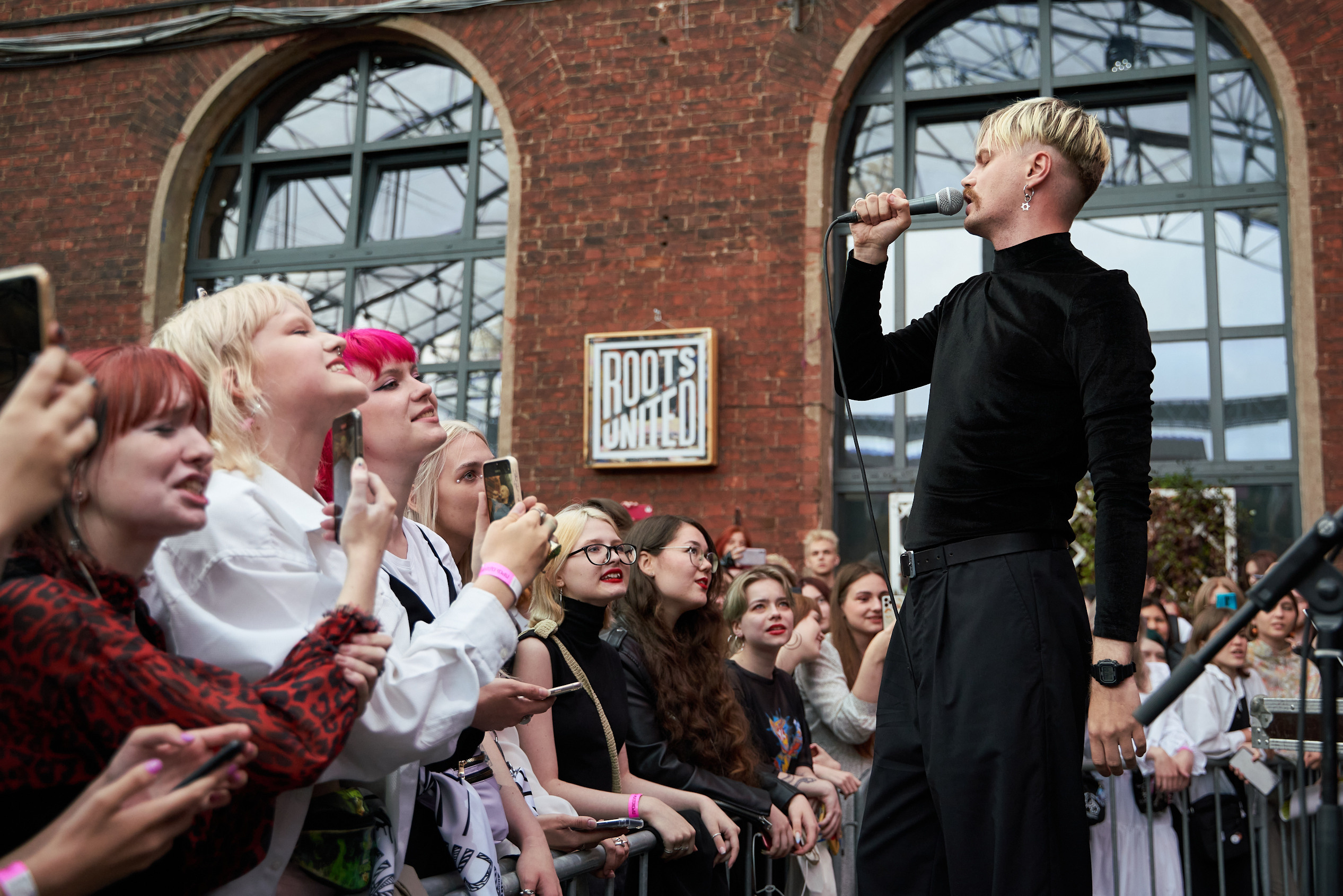 Концерт Электрофорез 8.07.2022 в Санкт-Петербурге. Лена Монахова — портретный и концертный фотограф в Санкт-Петербурге