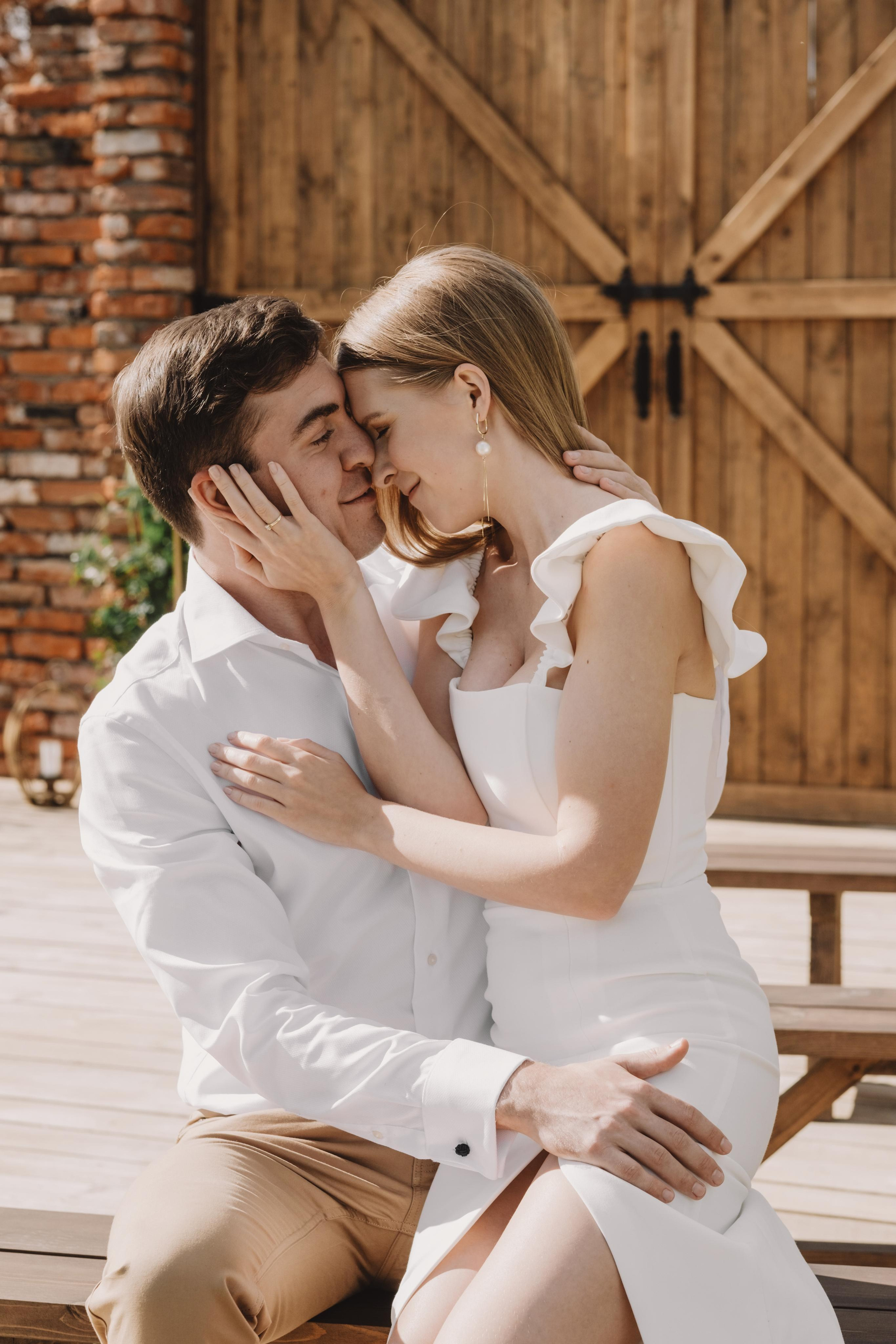 Амбарные ворота. Локация для церемонии и фотосессии. Свадебная площадка РАНЧО