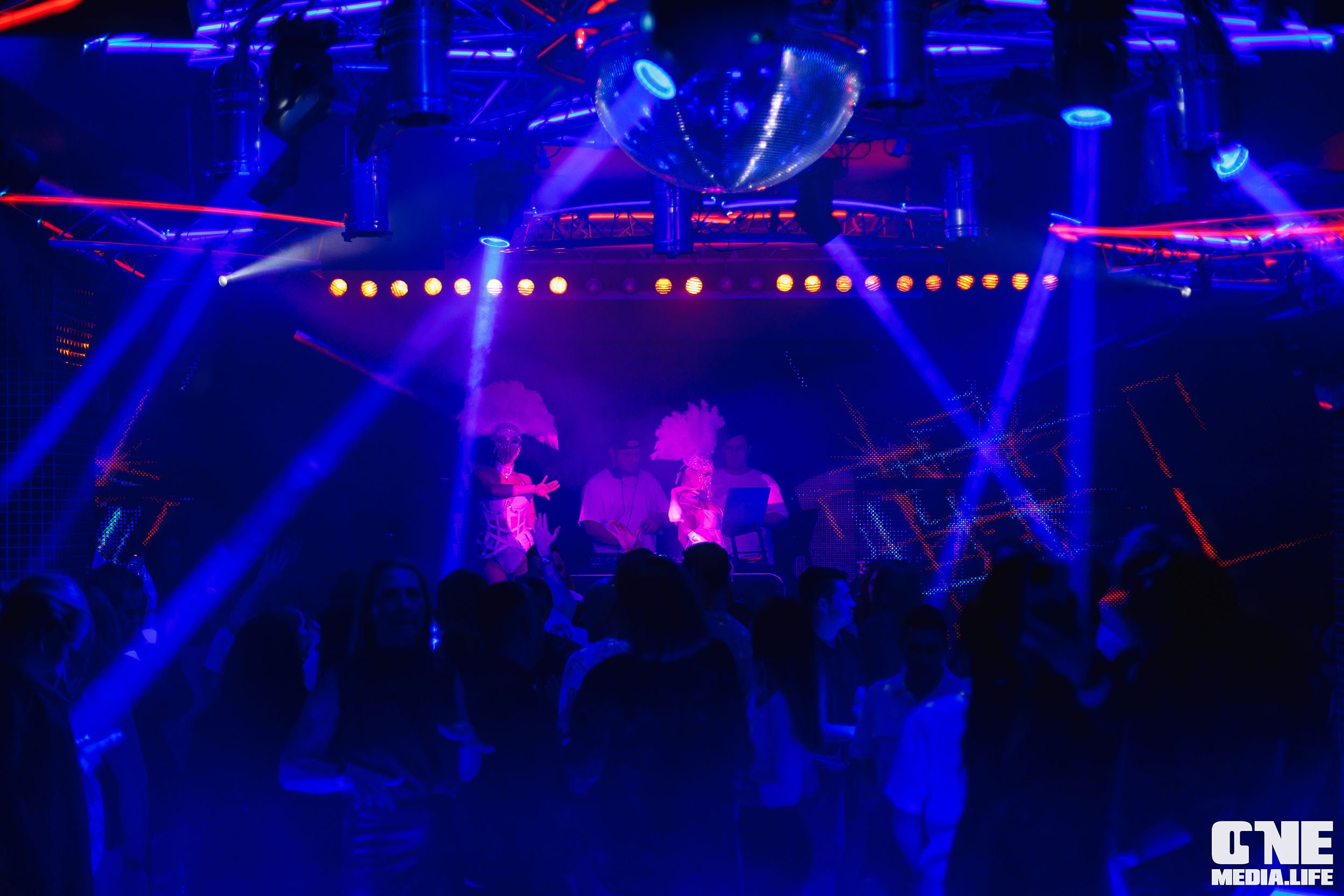 Фоторепортаж из РК Планета. One Media Life: фоторепортажи, фотоотчеты с мероприятий и заведений