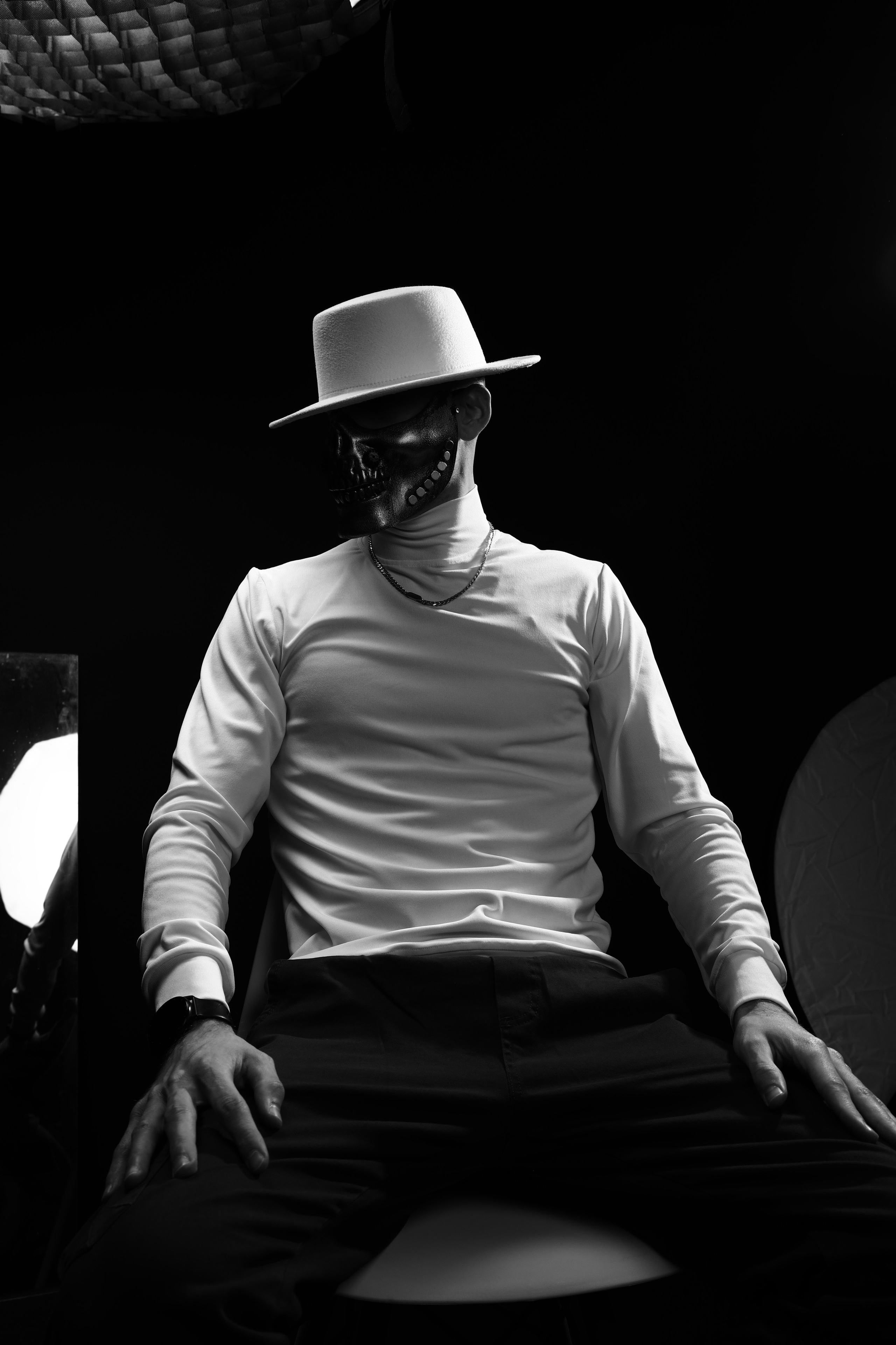 The White hat Alex. Профессиональный фотограф в Воронеже Владислав Крылов