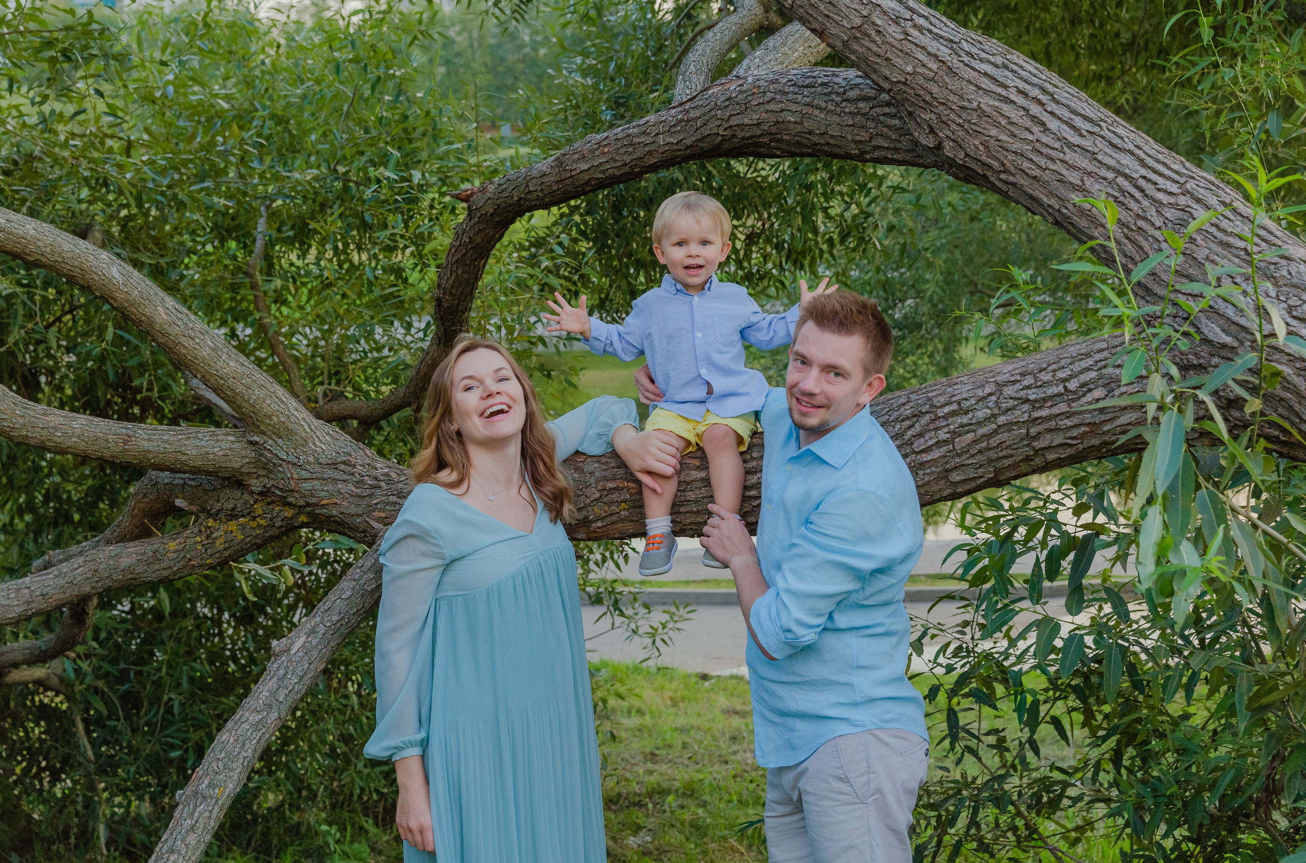 Семейная фотосессия в парке с детьми