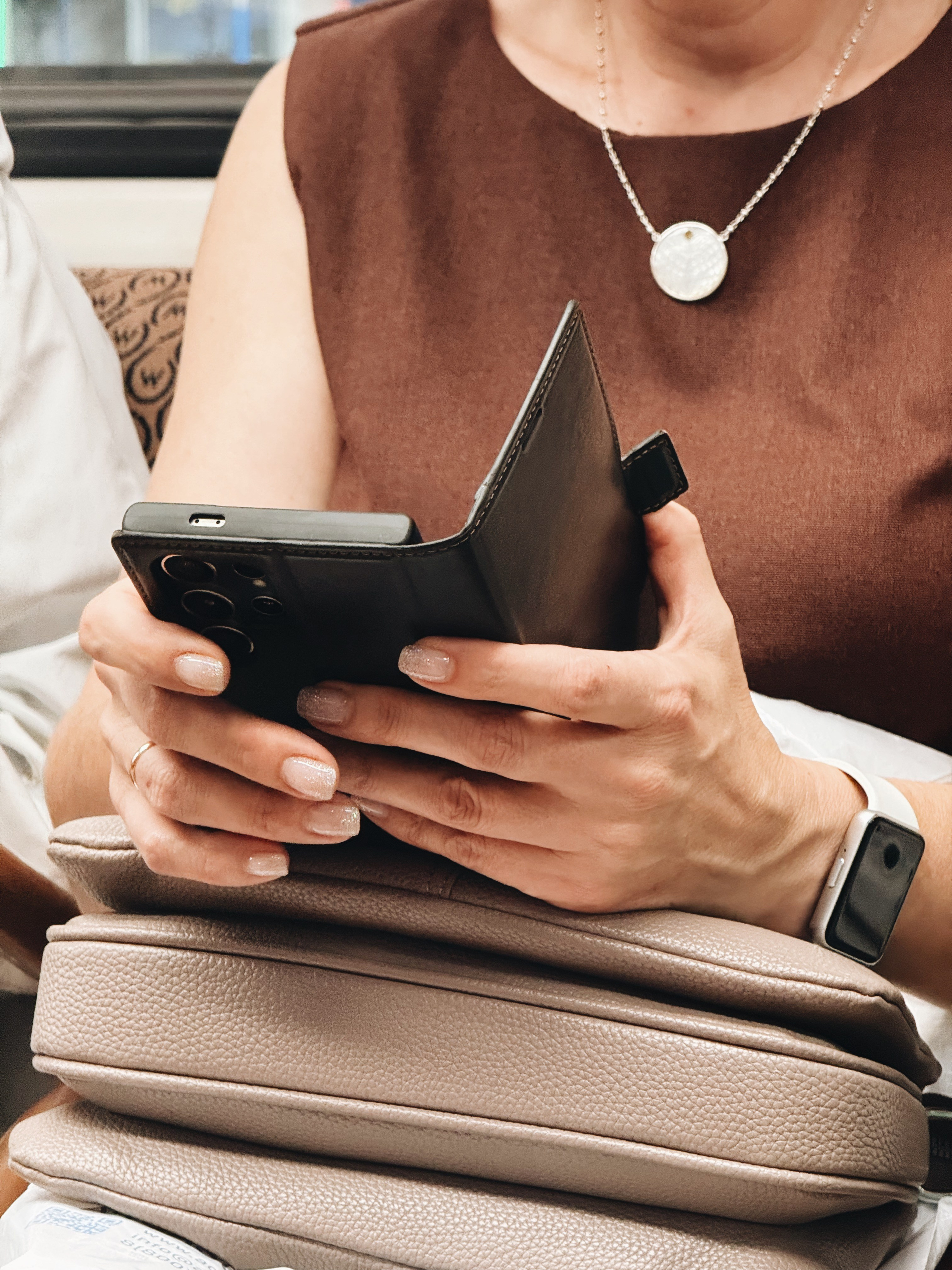 #руки_незнакомцев. Главная