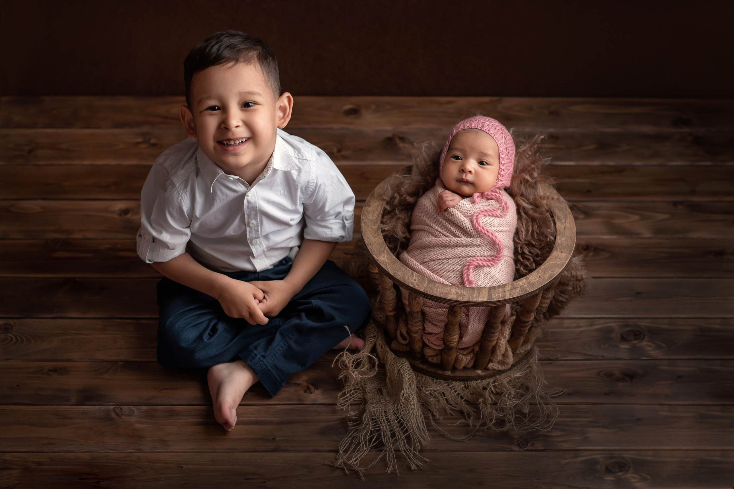 NEWBORN. Творческая команда Ульяшевы, свадебная и семейная фотография. Кахахста