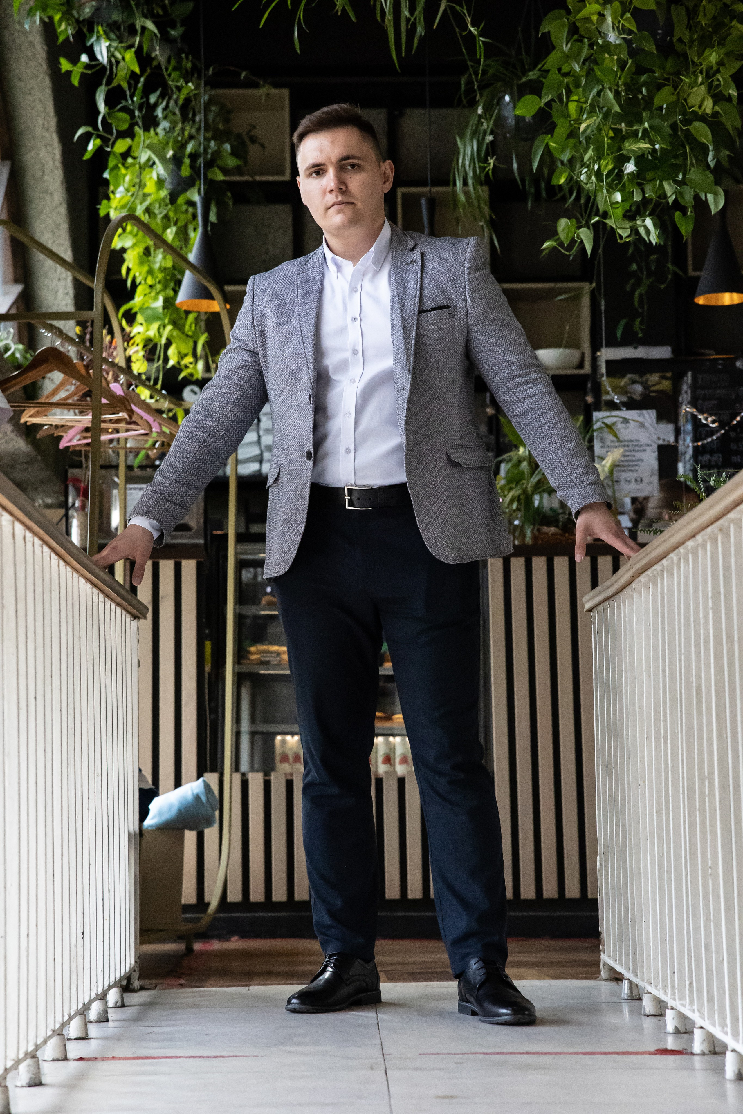 Свадебный фотограф СПб Цена Качество Профессионал Комфорт Радость. ФОТОГРАФ РАДОСТИ Фотосессия в студии СПб. Портретный фотограф — Юрий Торлопов