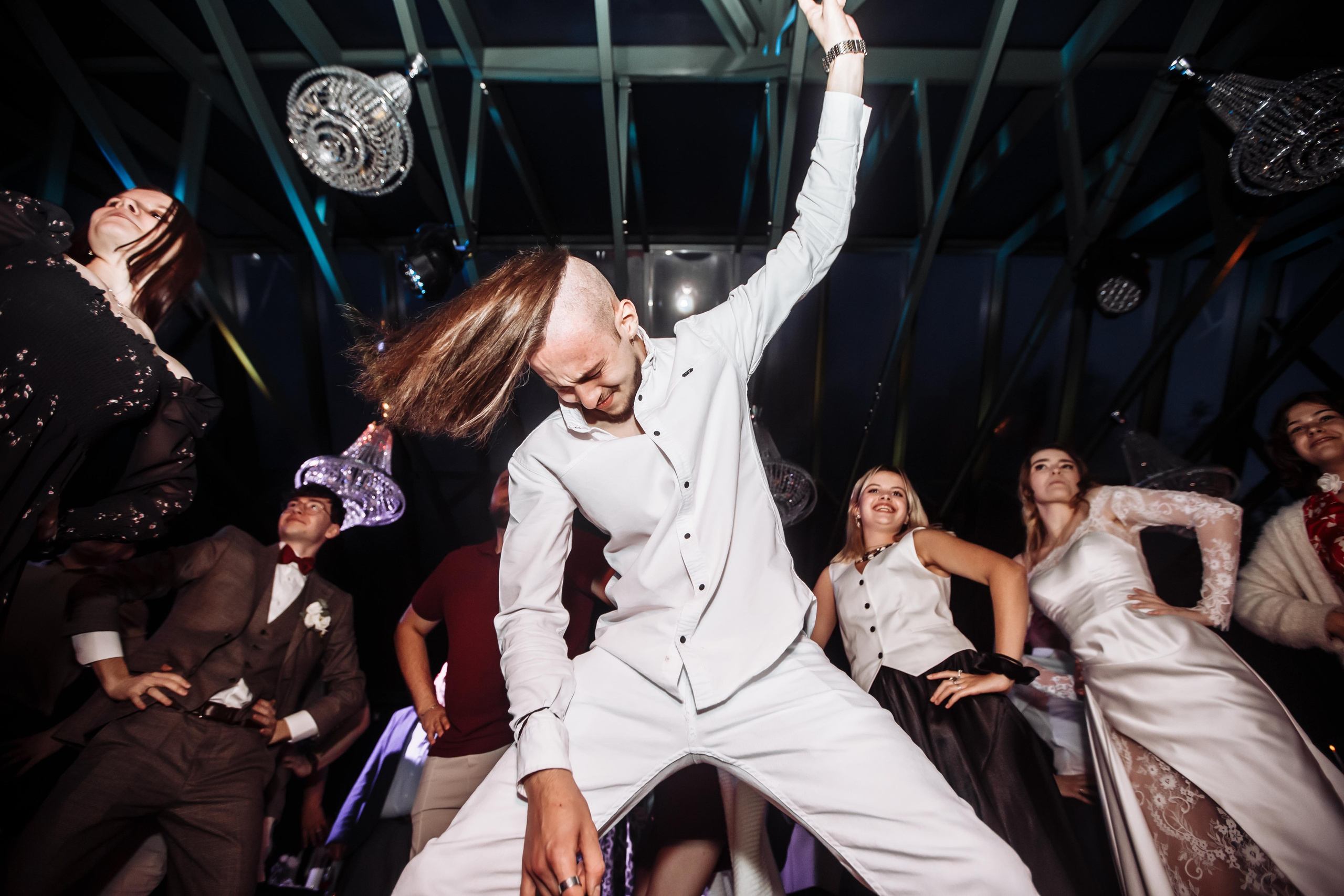 Свадебный фотограф и видеограф Павел Коротков. Эмоции фото и энергия видео, два в одном - вот моё кредо. Свадебный фотограф и видеограф в Москве и области. Выгодное предложение — два в одном