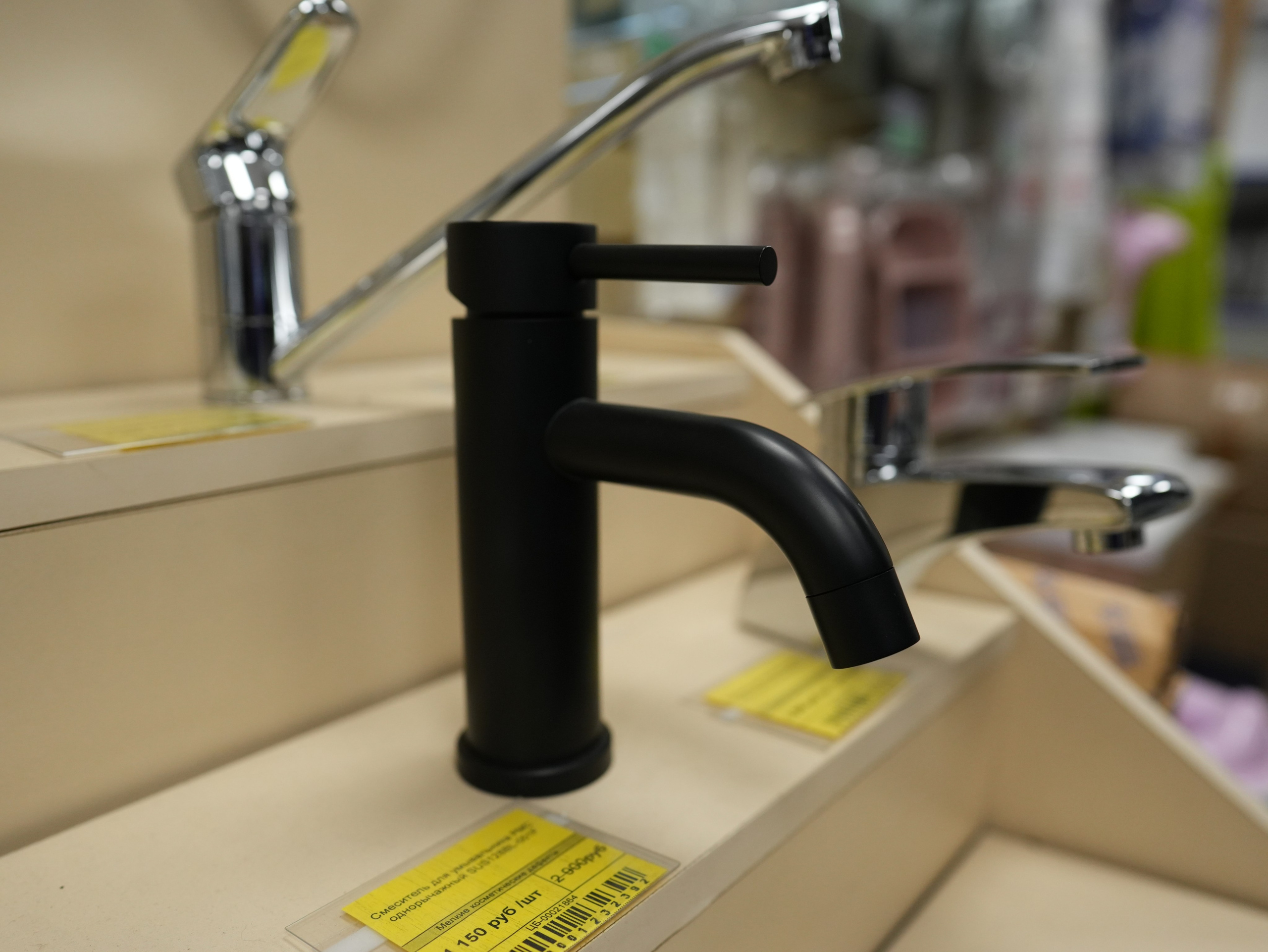 Смесители. Строительный магазин низких цен Экономкин