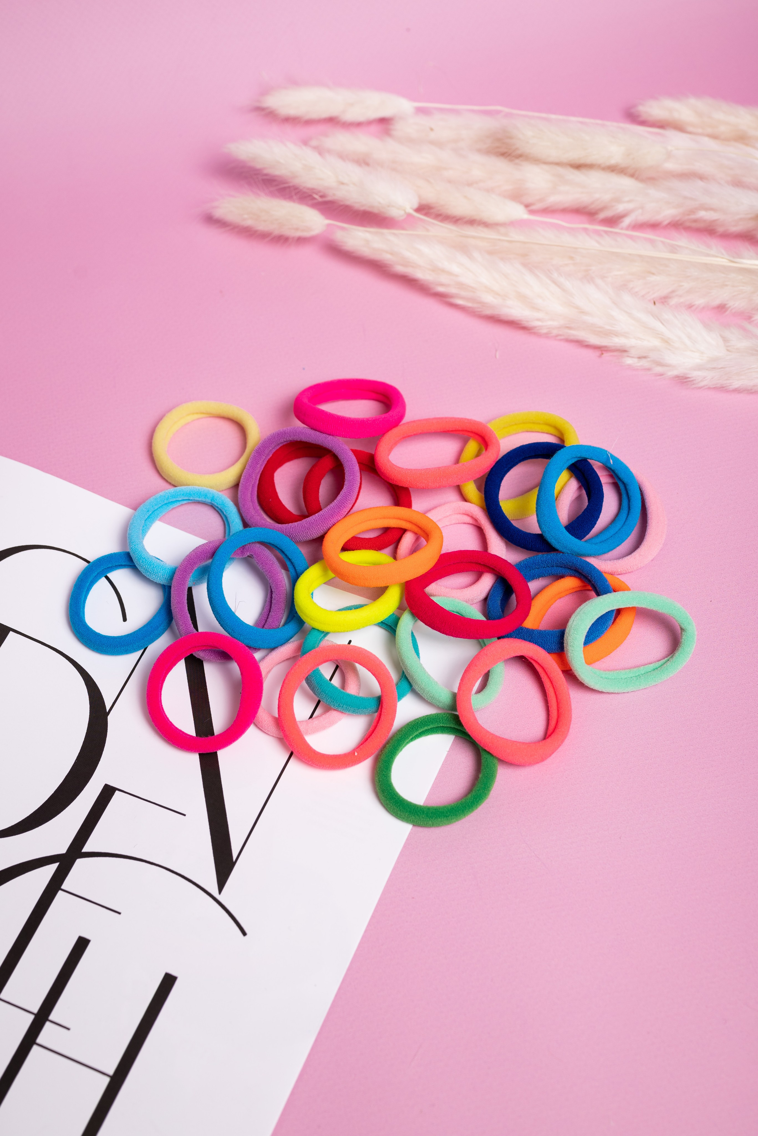 Резинки для волос. Предметный фотограф, фото для маркетплейсов Пятигорск, КМВ