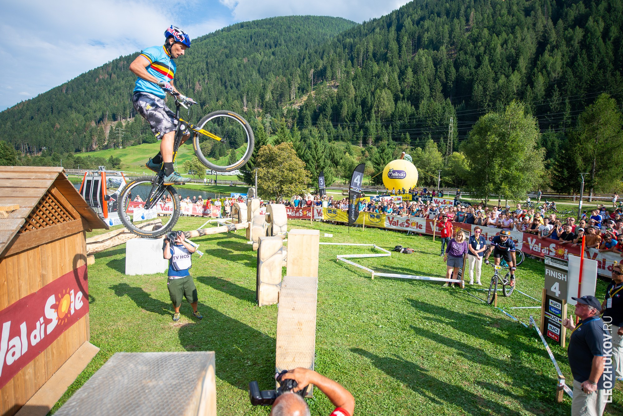 UCI Trials World Championships 2016 — finals. Sports photographer Leonid Zhukov