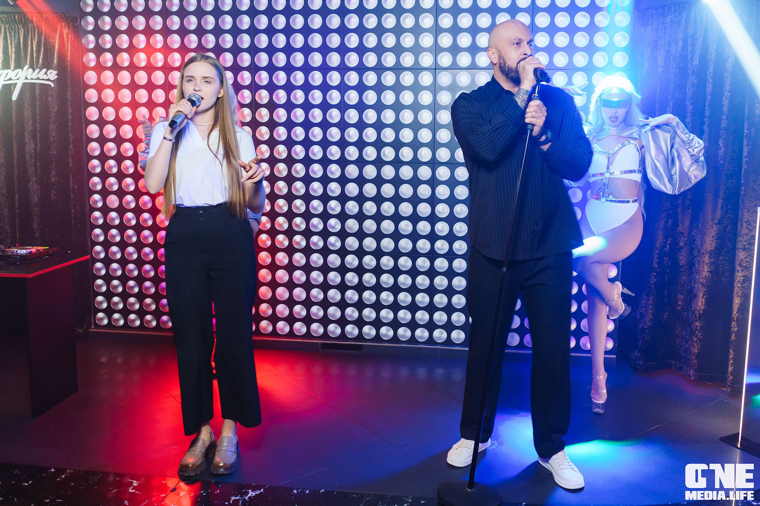 Фоторепортаж из караоке-клуба Эйфория. One Media Life: фоторепортажи, фотоотчеты с мероприятий и заведений