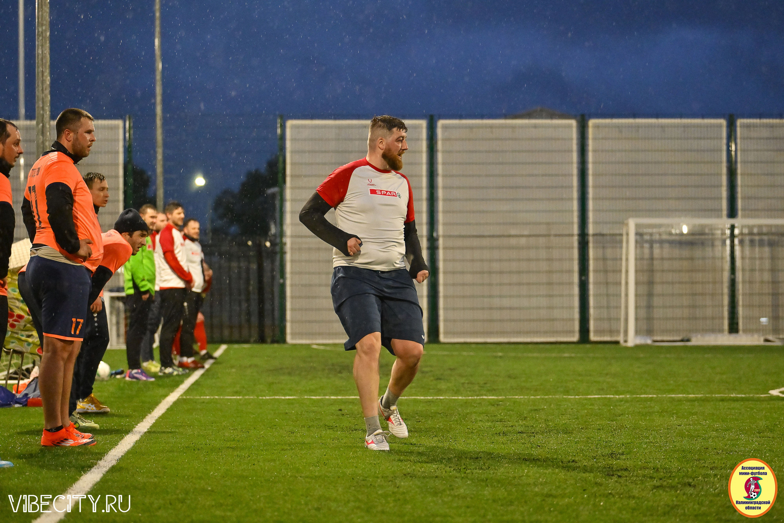 ИГРЫ МИНИ-ФУТБОЛЬНОЙ ЛИГИ. VIBECITY.RU Вайб Сити Ру Фоторепортажи Фотоотчеты Калининград