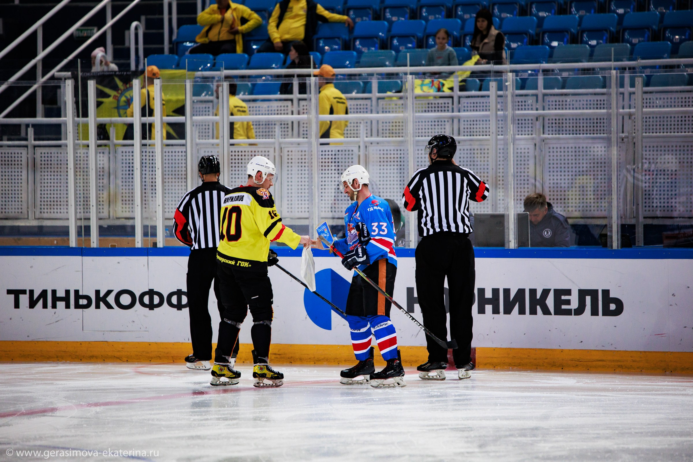 13 Ночная Лига 2024 — фестиваль хоккея. Фотограф Лодейное Поле Екатерина Герасимова в Санкт-Петербурге и Лен. области