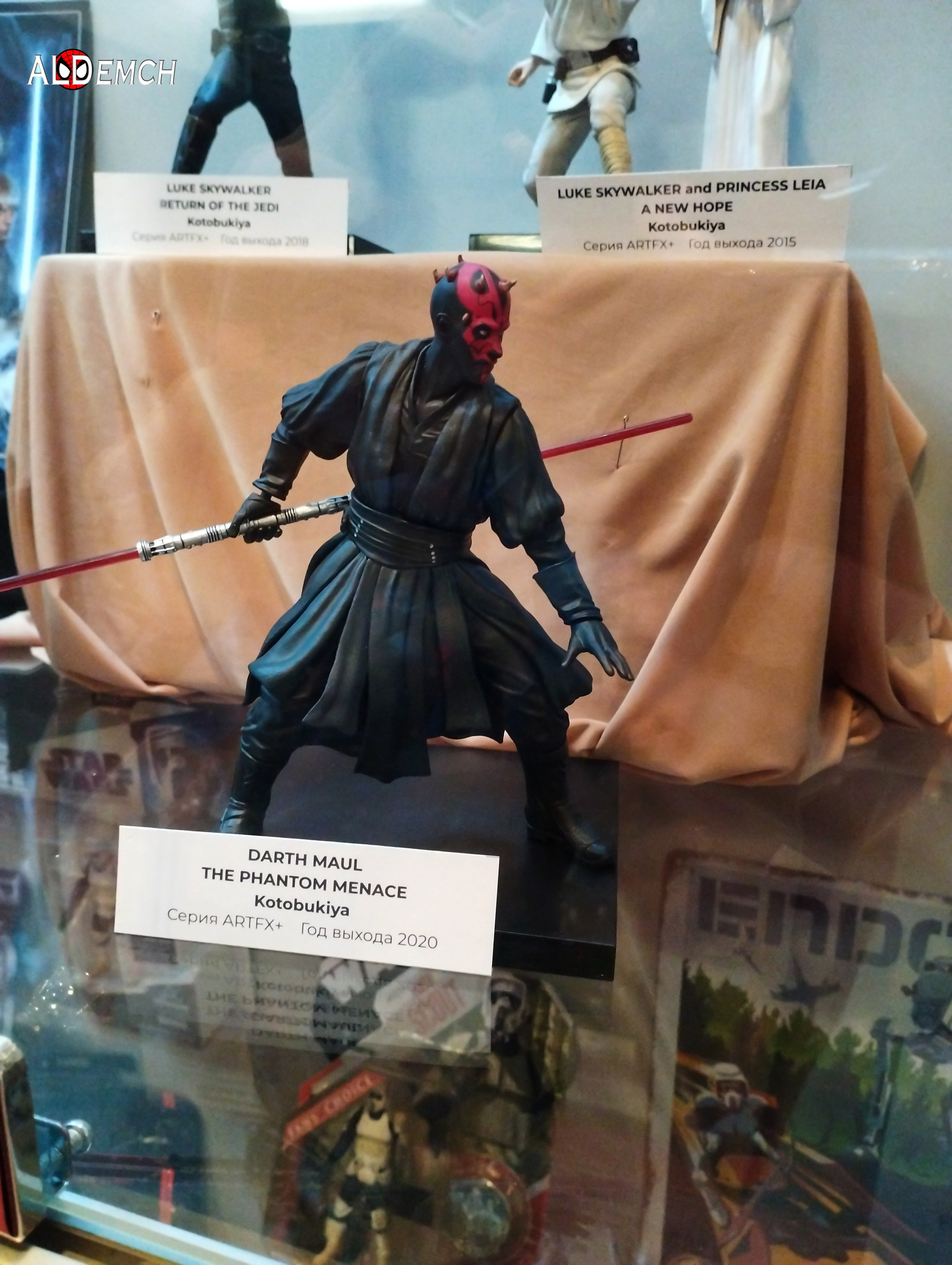 Фотосессия в музее Звездные Войны Далёкой Галактике в Москва