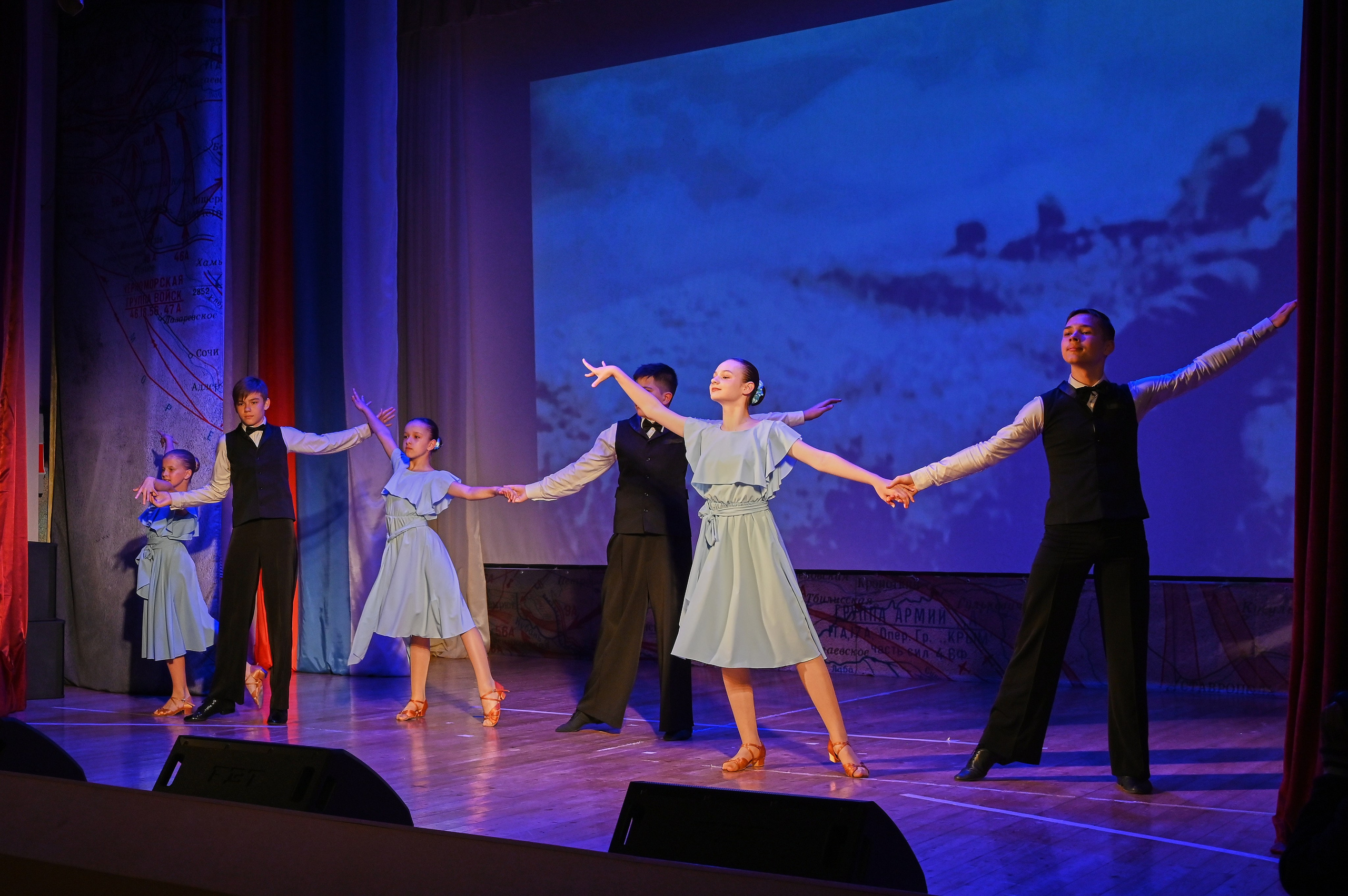 9 мая в ДК КАбардинки. Жизнь курорта Кабардинка в фотографиях