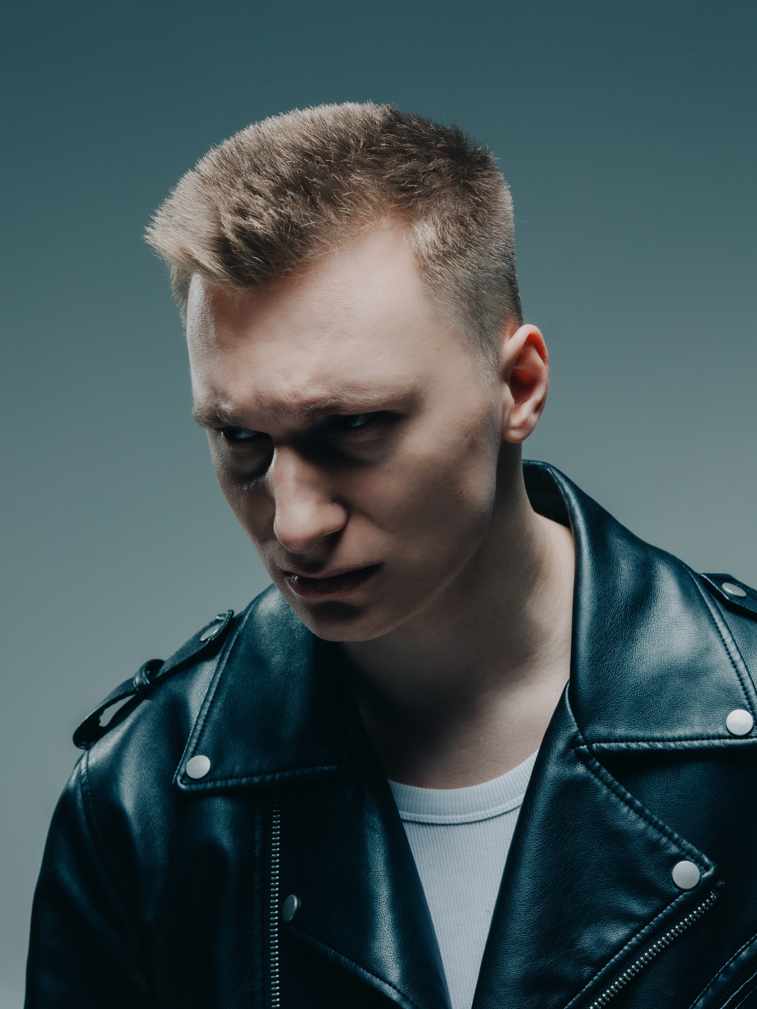 Фотограф и видеограф Даня Хазигалиев