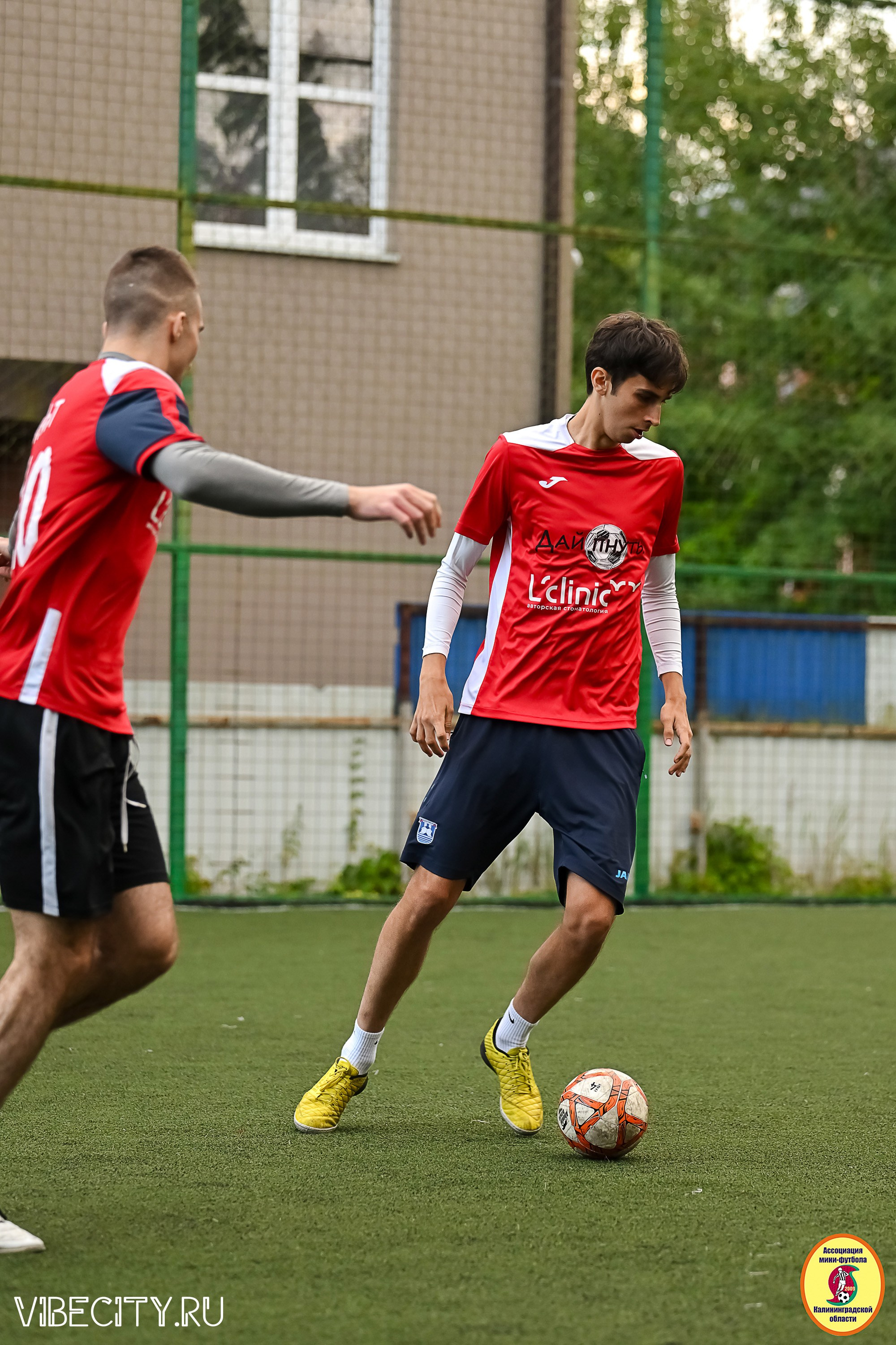 ИГРЫ МИНИ-ФУТБОЛЬНОЙ И КОРПОРАТИВНОЙ ЛИГИ. VIBECITY.RU Вайб Сити Ру Фоторепортажи Фотоотчеты Калининград
