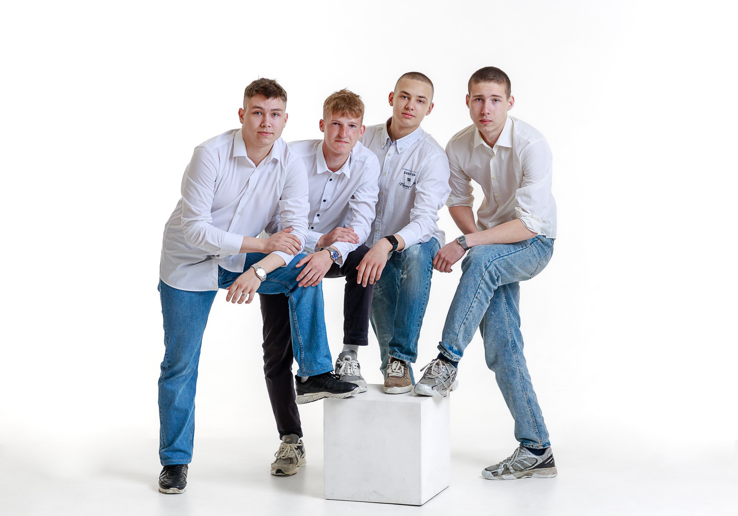 Выпускные фотоальбомы в Нижнем Новгороде — OSTFOTO студия