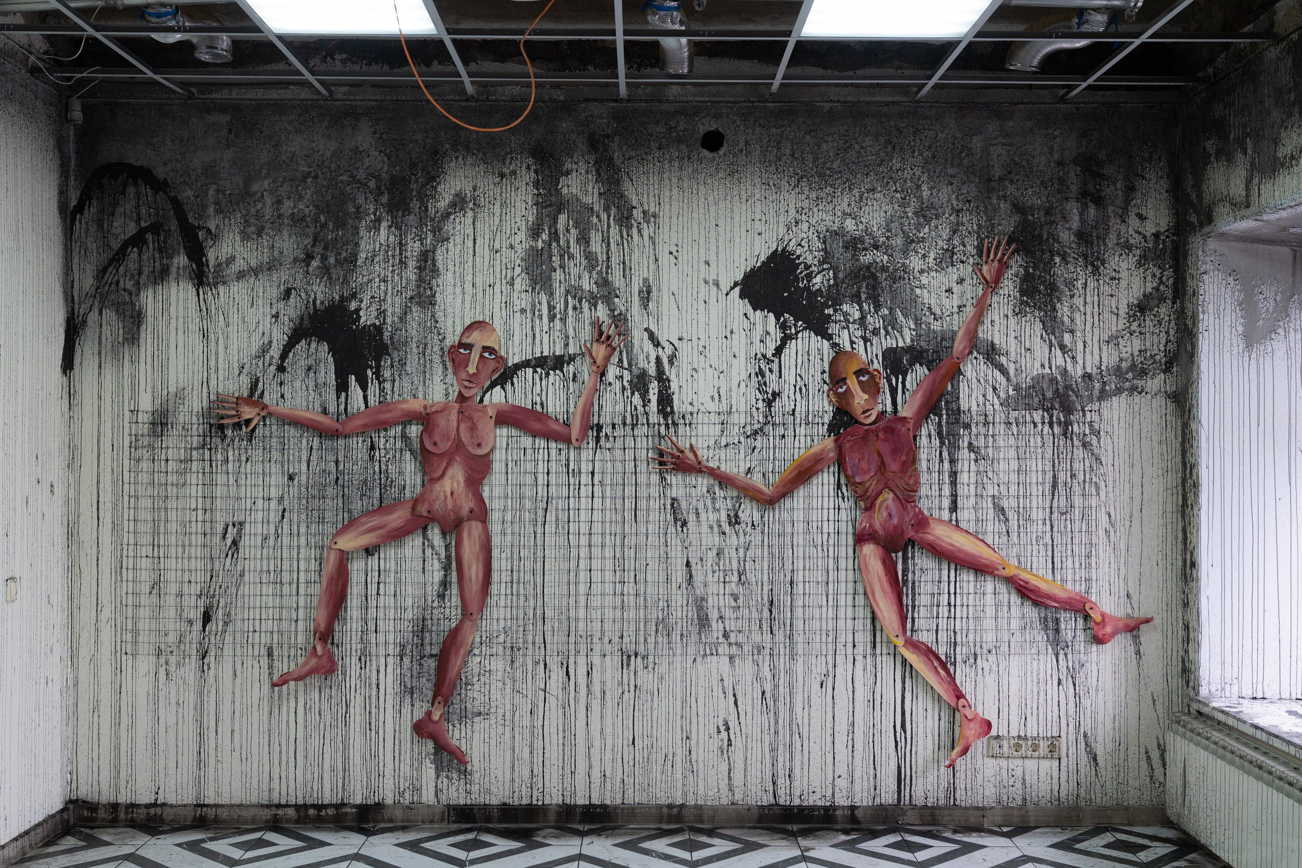 Выставка «Маленький человек» в Нижнем Новгороде. Elena Anosova is an award-winning visual artist