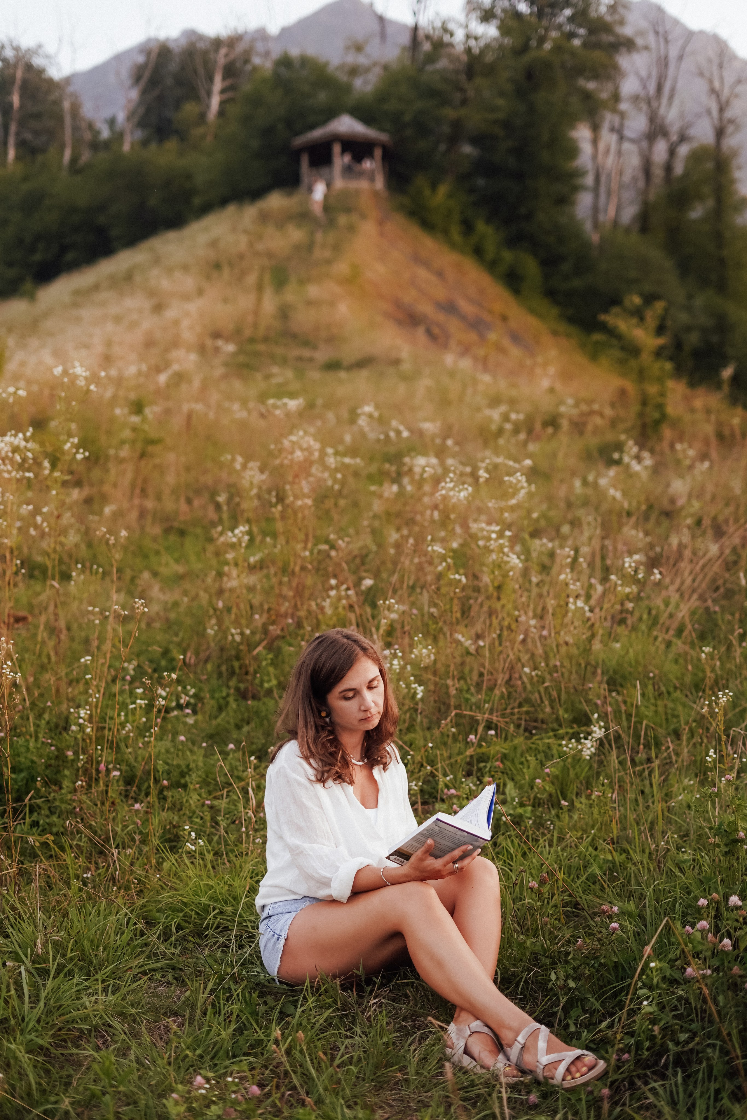 Алексей и Екатерина в горах Красной Поляны. Фотограф в Сочи и Абхазии | Фототуры | September Air