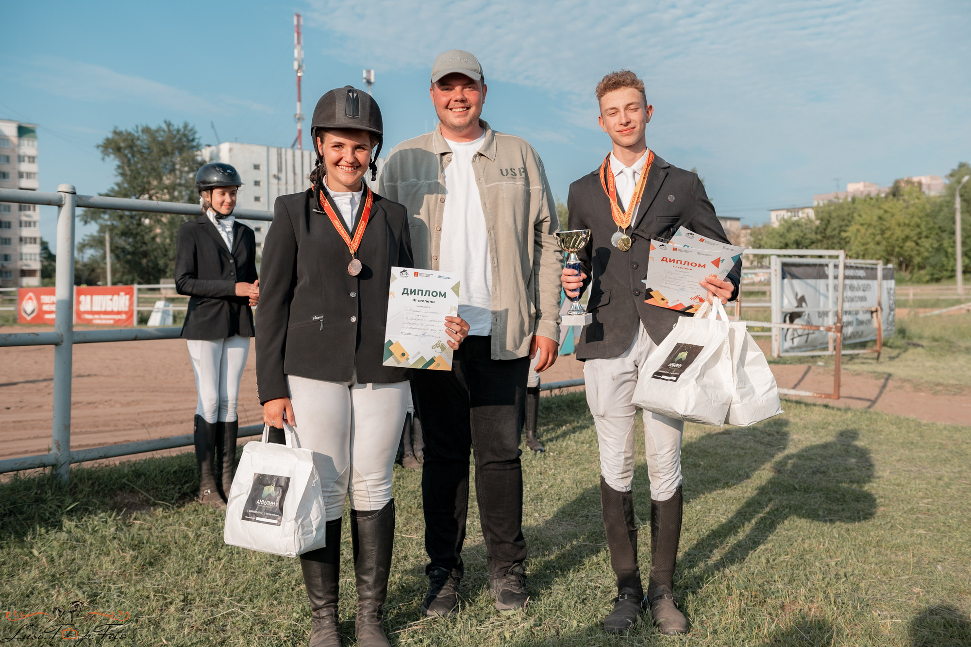 Областные соревнования по выездке. КСЦ им. Н. Серовой Тверь. Конный и фотограф с животными в Твери Топталова Люся