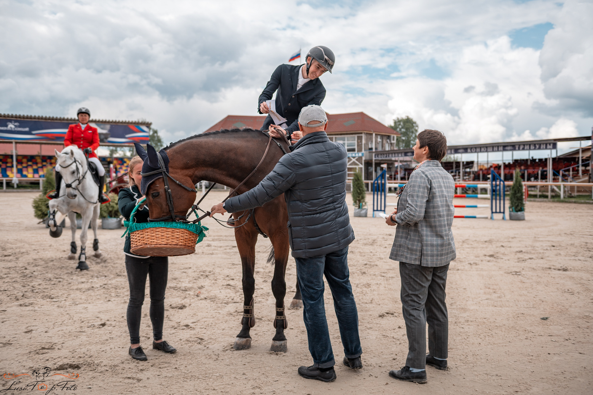 Конаковские Конюшни 4 день. Конный и фотограф с животными в Твери Топталова Люся