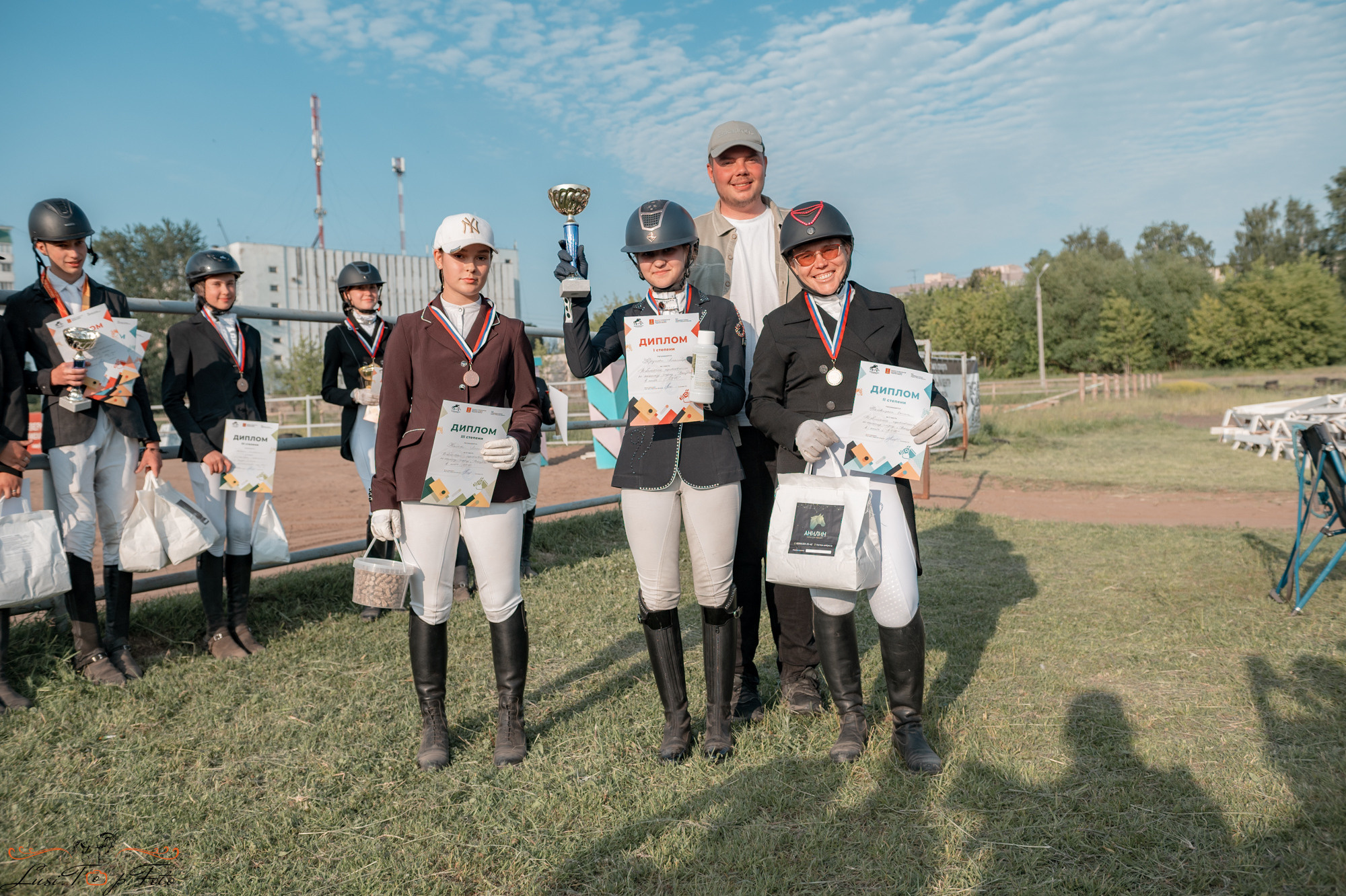 Областные соревнования по выездке. КСЦ им. Н. Серовой Тверь. Конный и фотограф с животными в Твери Топталова Люся