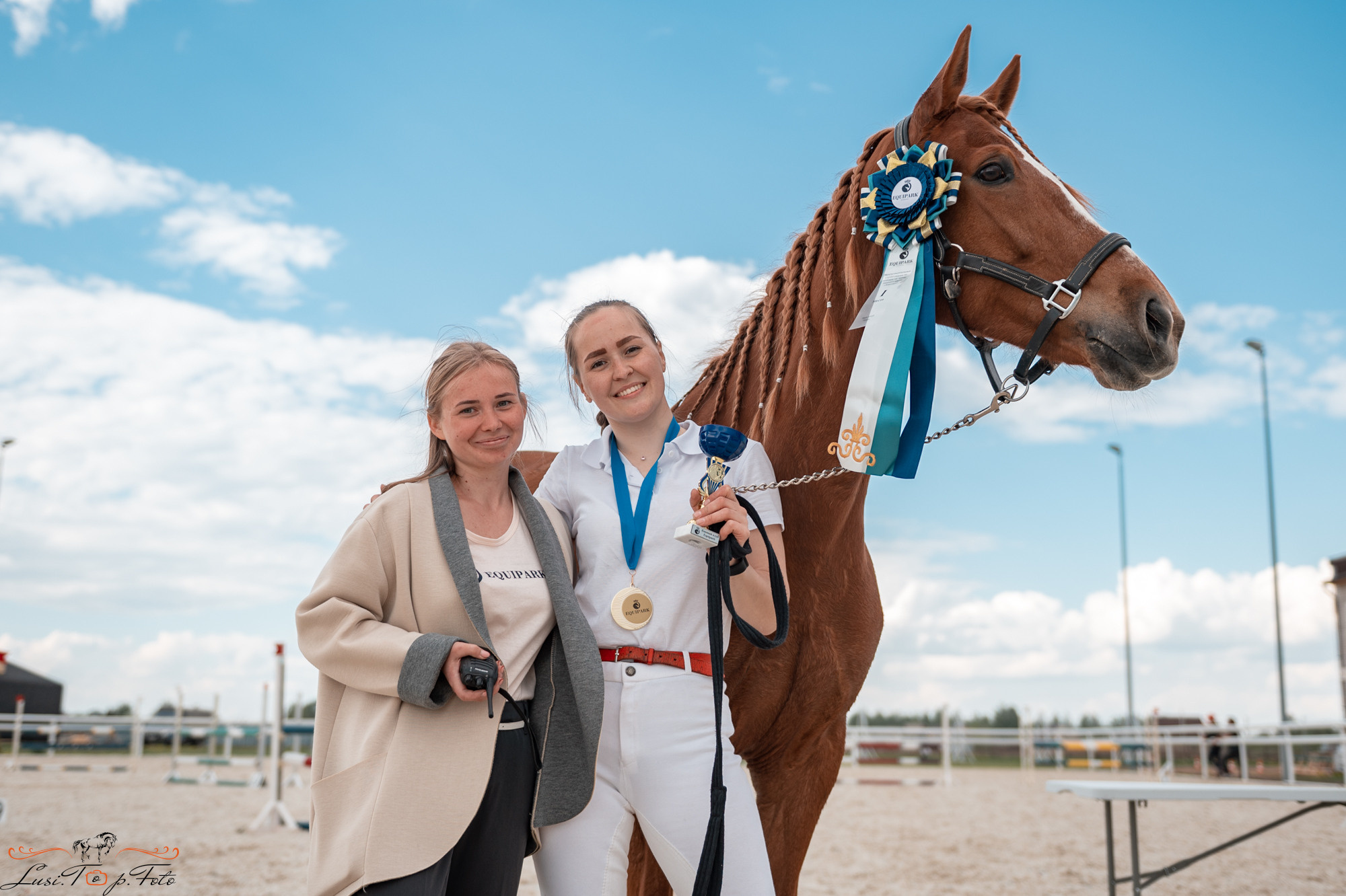 Конкур на призы конного клуба «EQUIPARK». Конный и фотограф с животными в Твери Топталова Люся