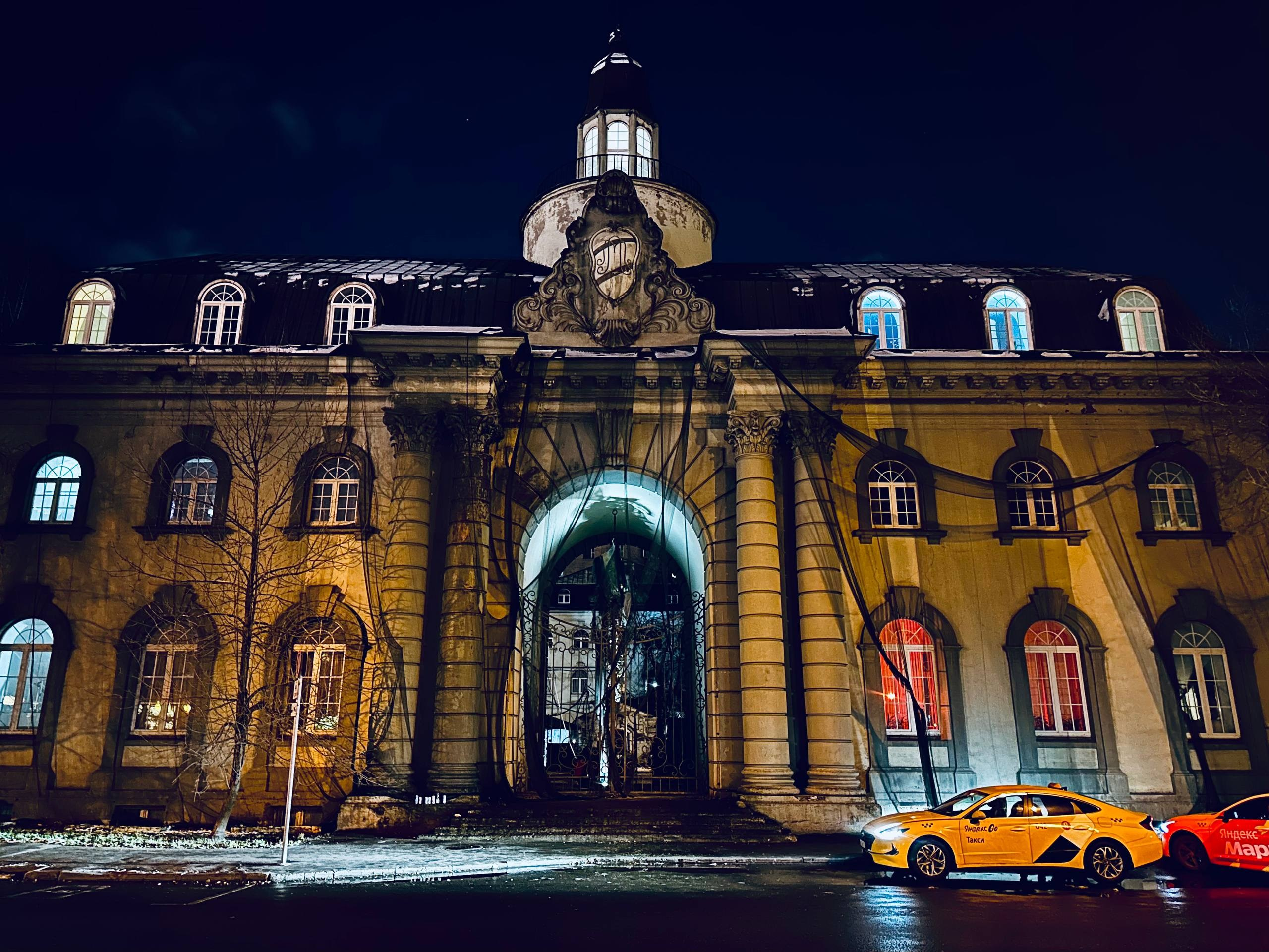 Паблик-арт. Современная художница Елена Алексеева (Alpha_Vita)