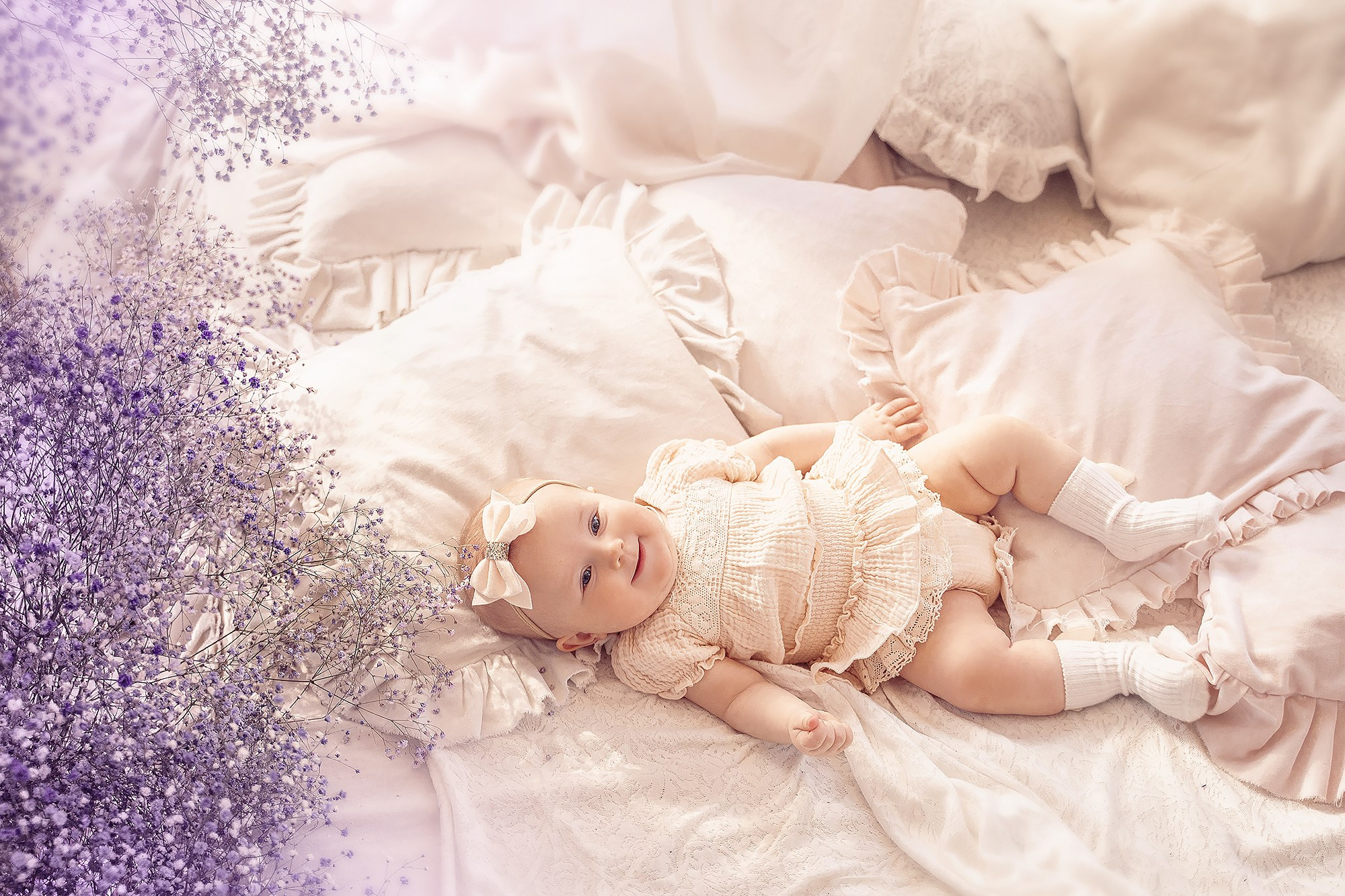 Весенняя фотосессия в лиловых цветах. Детский и семейный фотограф в Москве Катерина Орлова