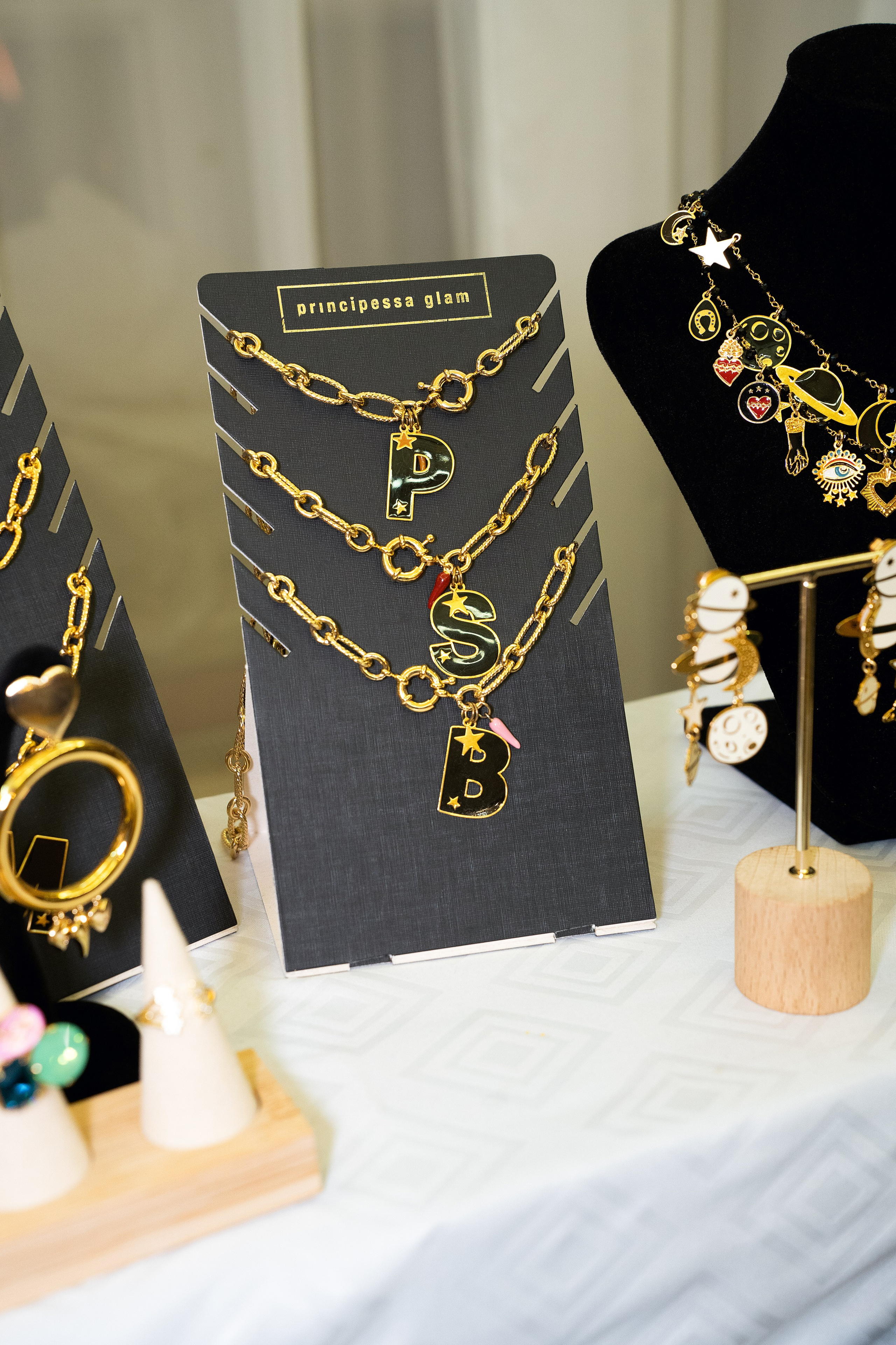 Для брендов. Marierepyahova — коммерческий фотограф в Москве