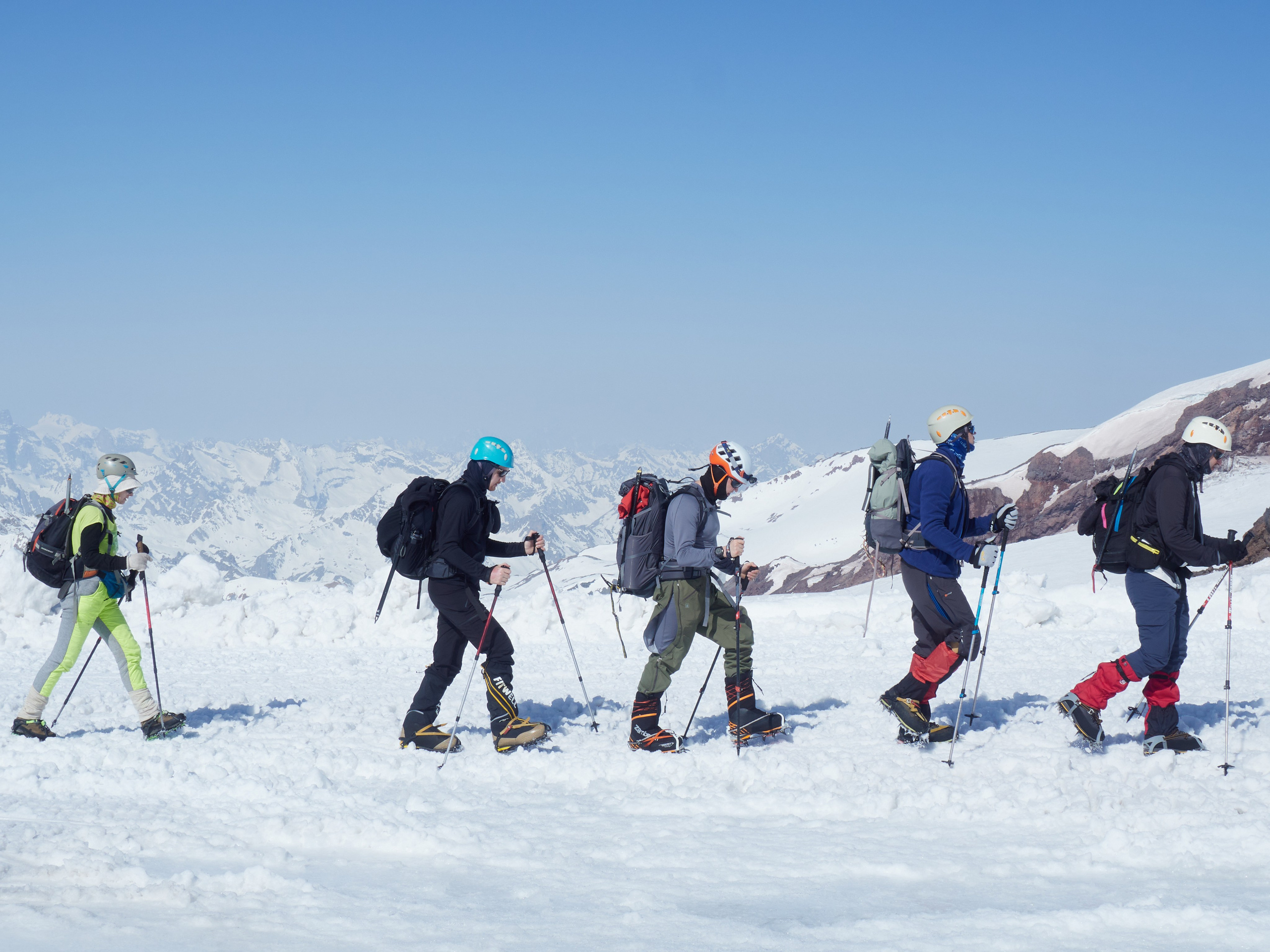 Съемка акклиматизационного выхода в Приэльбрусье. Горный, высотный Фотограф на Эльбрусе Георгий