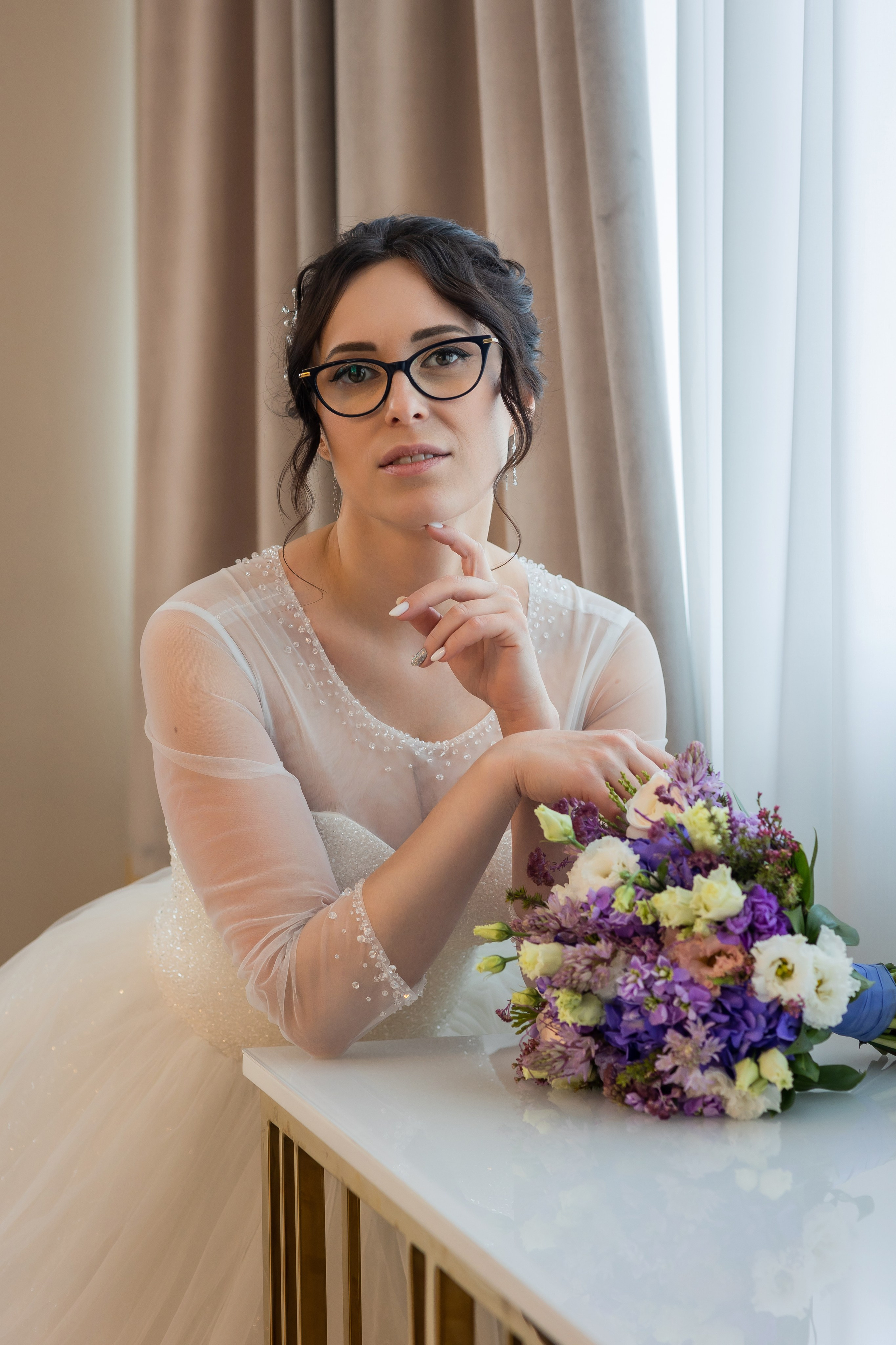 Миша и Маша. Весенняя свадьба 18.04.2023. Семейный фотограф в Москве Наталья Чуб, заказать Фотокнигу