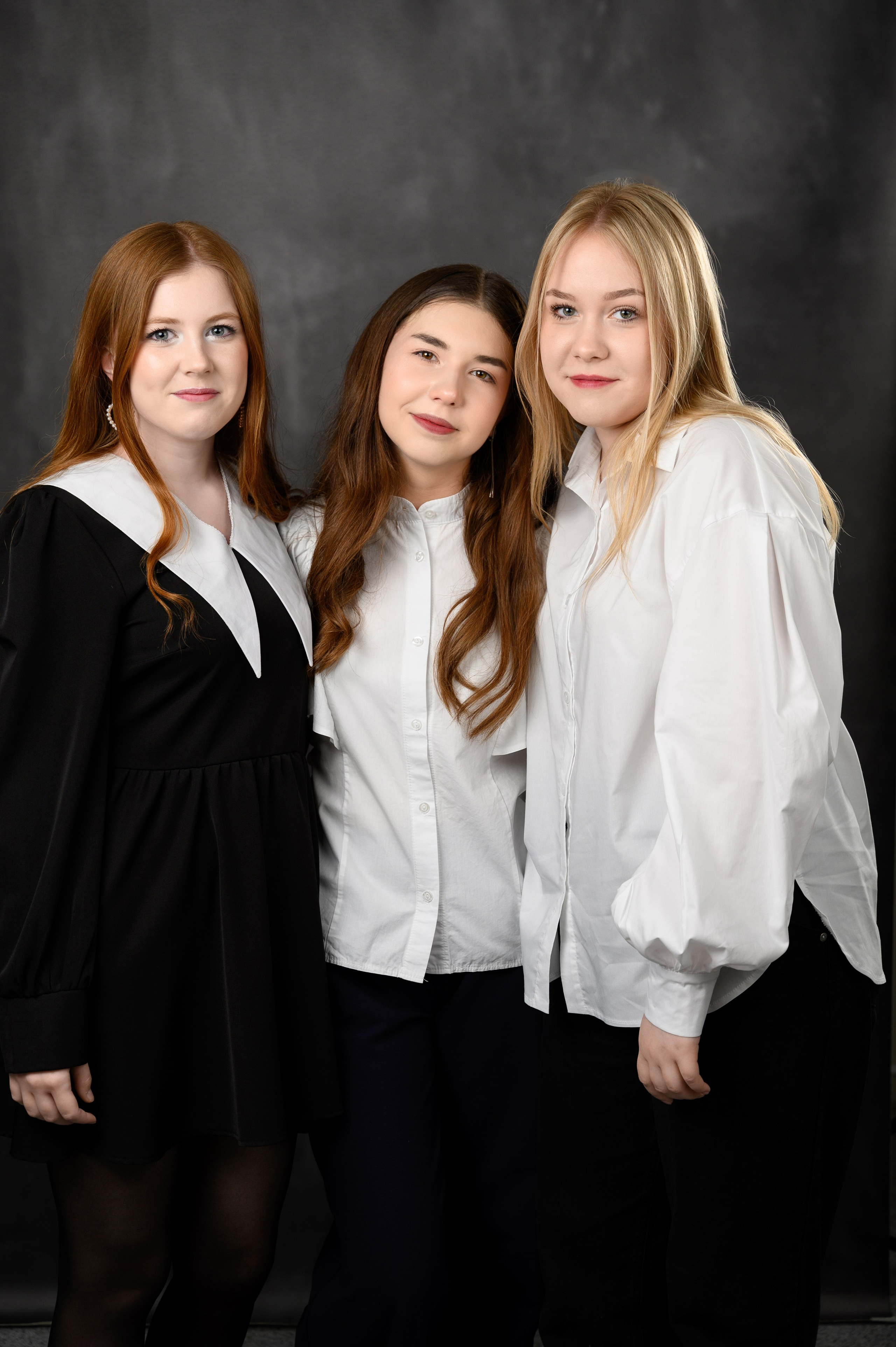 Фотоальбомы для выпускников школ и детских садов в Республике Алтай и за её пределами