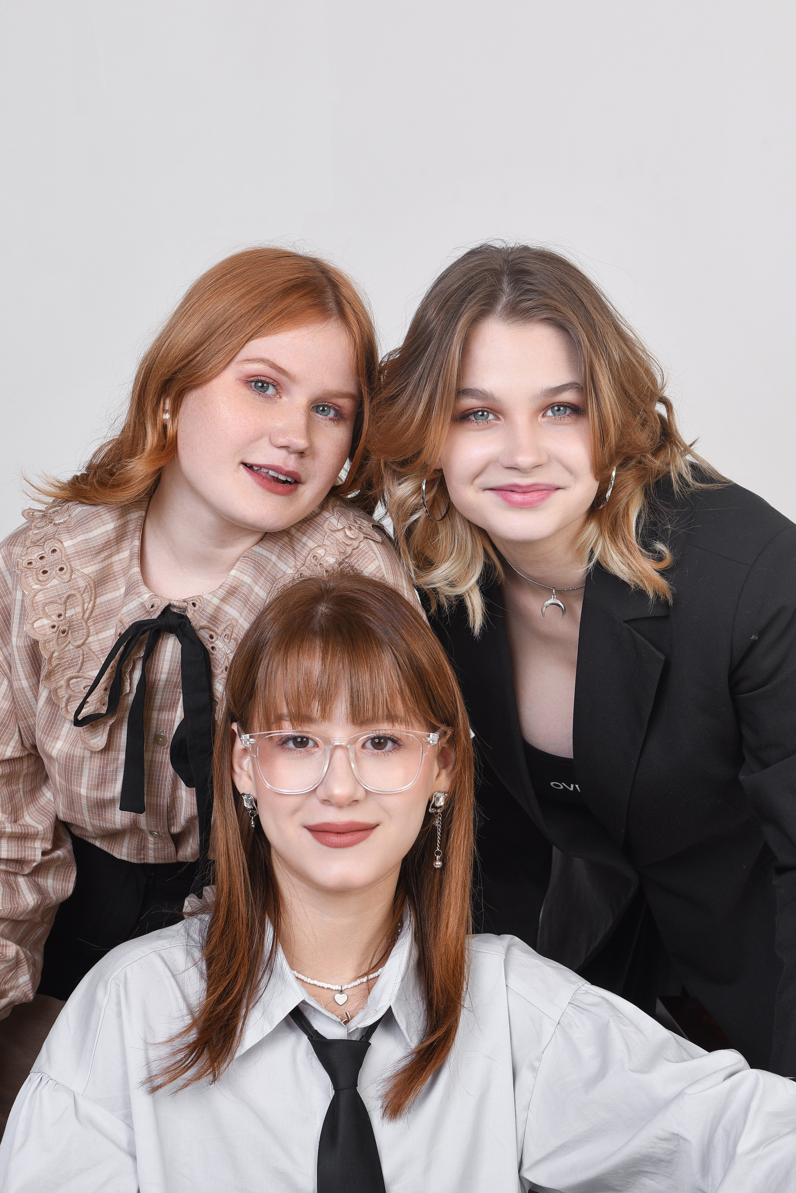 Анонс фотосессии для ребят с 56 школы 11 класса. Выпускные альбомы в Кургане, Твой альбом, Книга