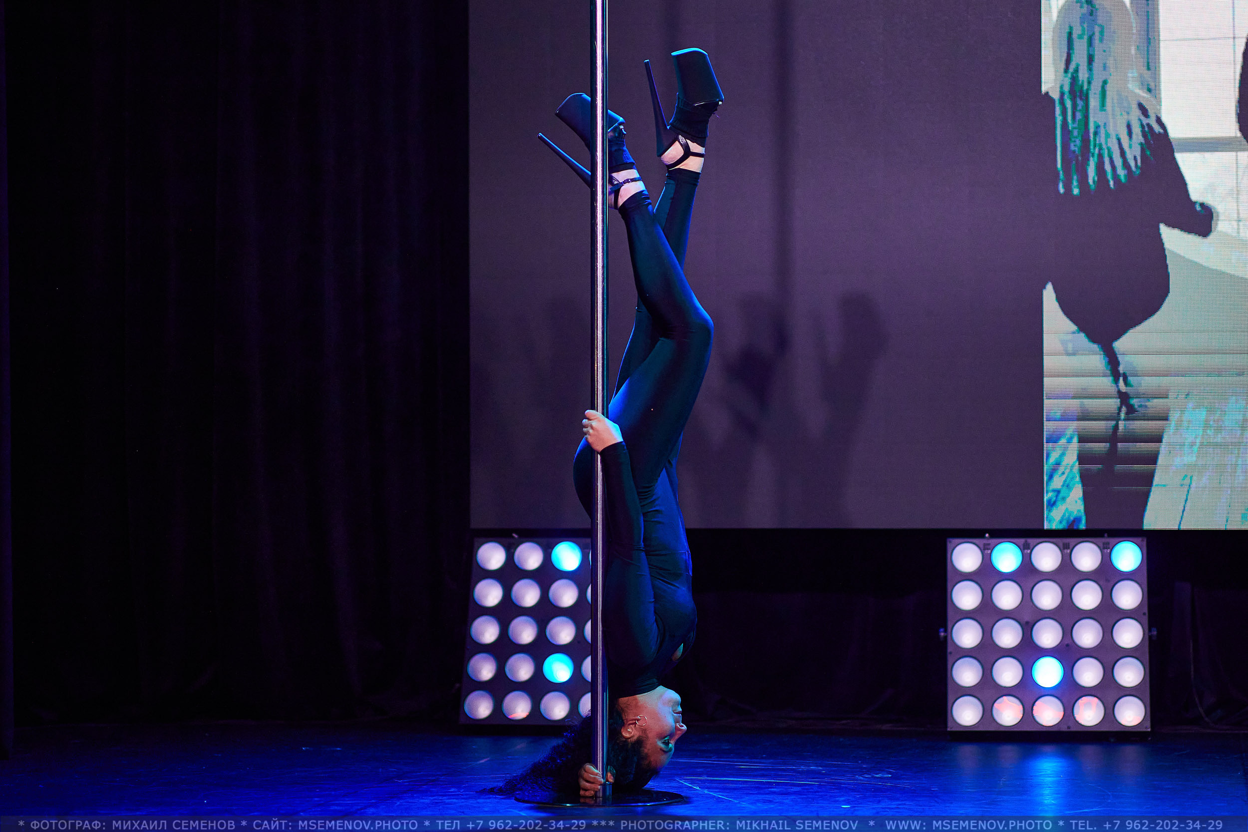 Отчетный концерт «VERTICAL» Студия воздушного фитнеса. Фотограф, фотопроекты Михаила Семенова в Ярославле. Фотошкола