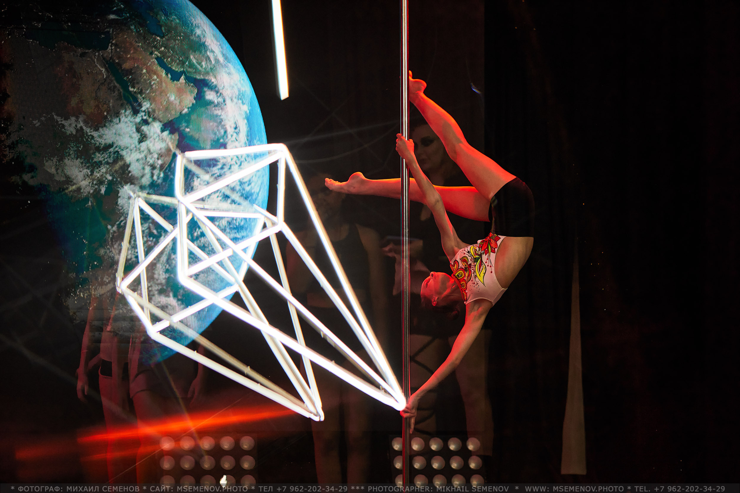 Отчетный концерт «VERTICAL» Студия воздушного фитнеса. Фотограф, фотопроекты Михаила Семенова в Ярославле. Фотошкола