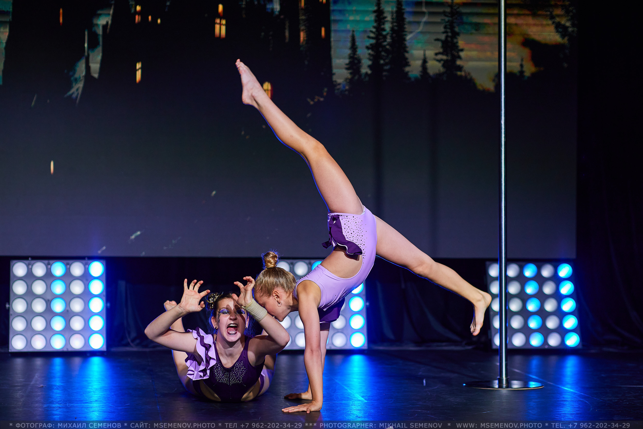 Отчетный концерт «VERTICAL» Студия воздушного фитнеса. Фотограф, фотопроекты Михаила Семенова в Ярославле. Фотошкола