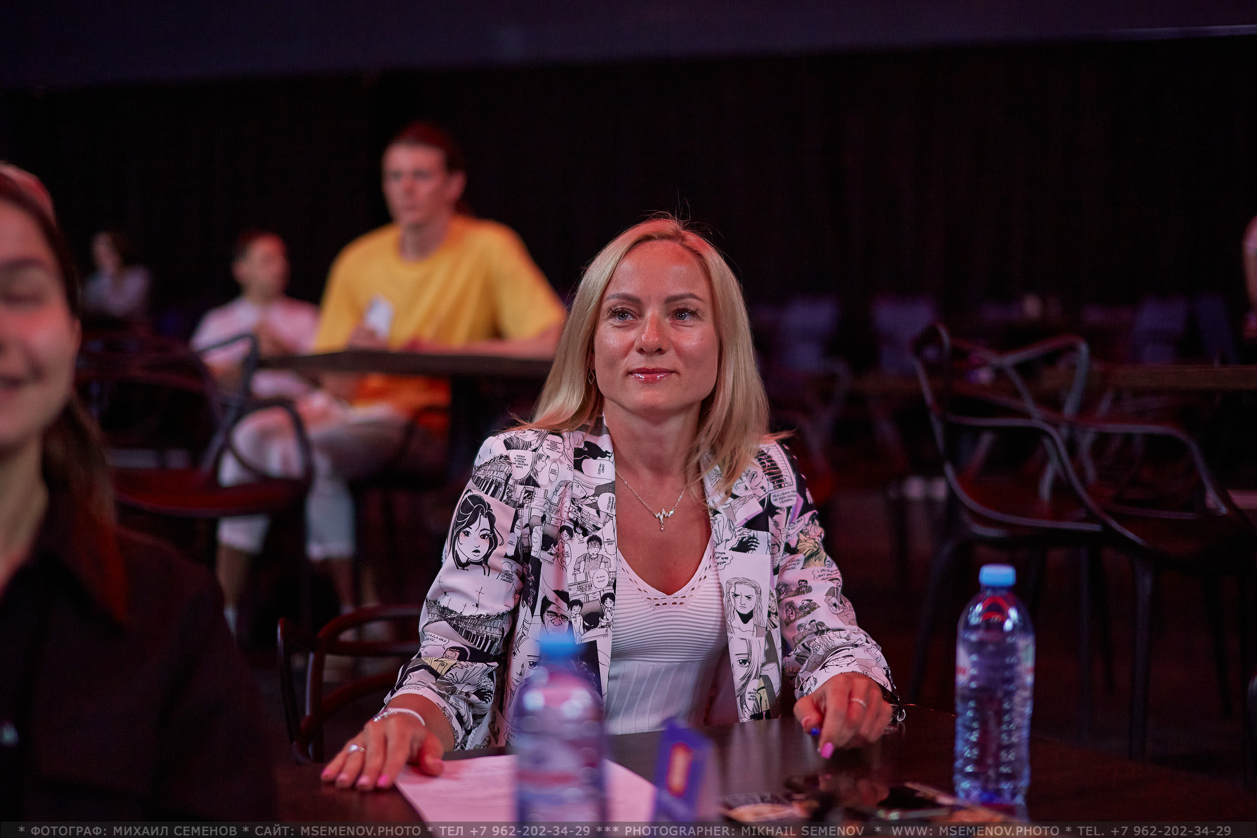 Отчетный концерт «VERTICAL» Студия воздушного фитнеса. Фотограф, фотопроекты Михаила Семенова в Ярославле. Фотошкола