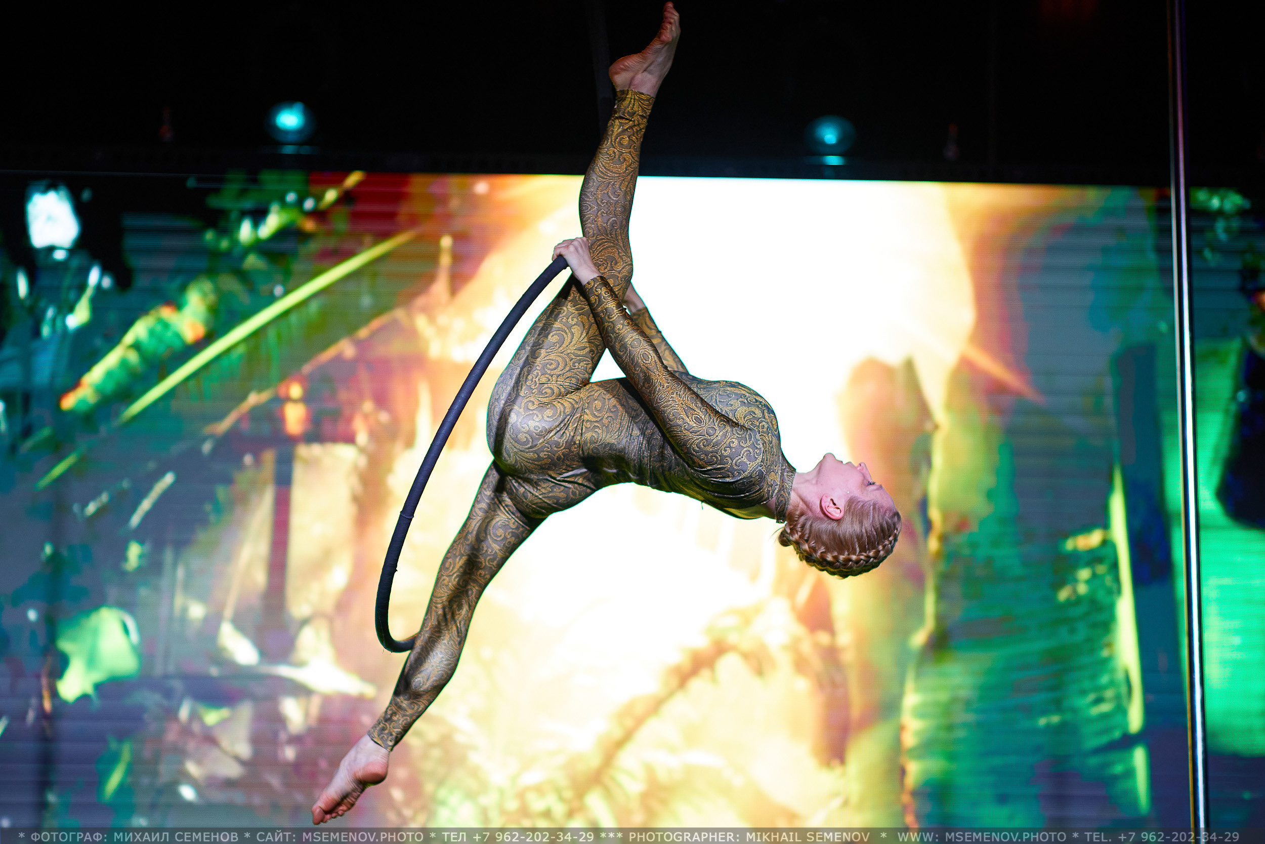 Отчетный концерт «VERTICAL» Студия воздушного фитнеса. Фотограф, фотопроекты Михаила Семенова в Ярославле. Фотошкола