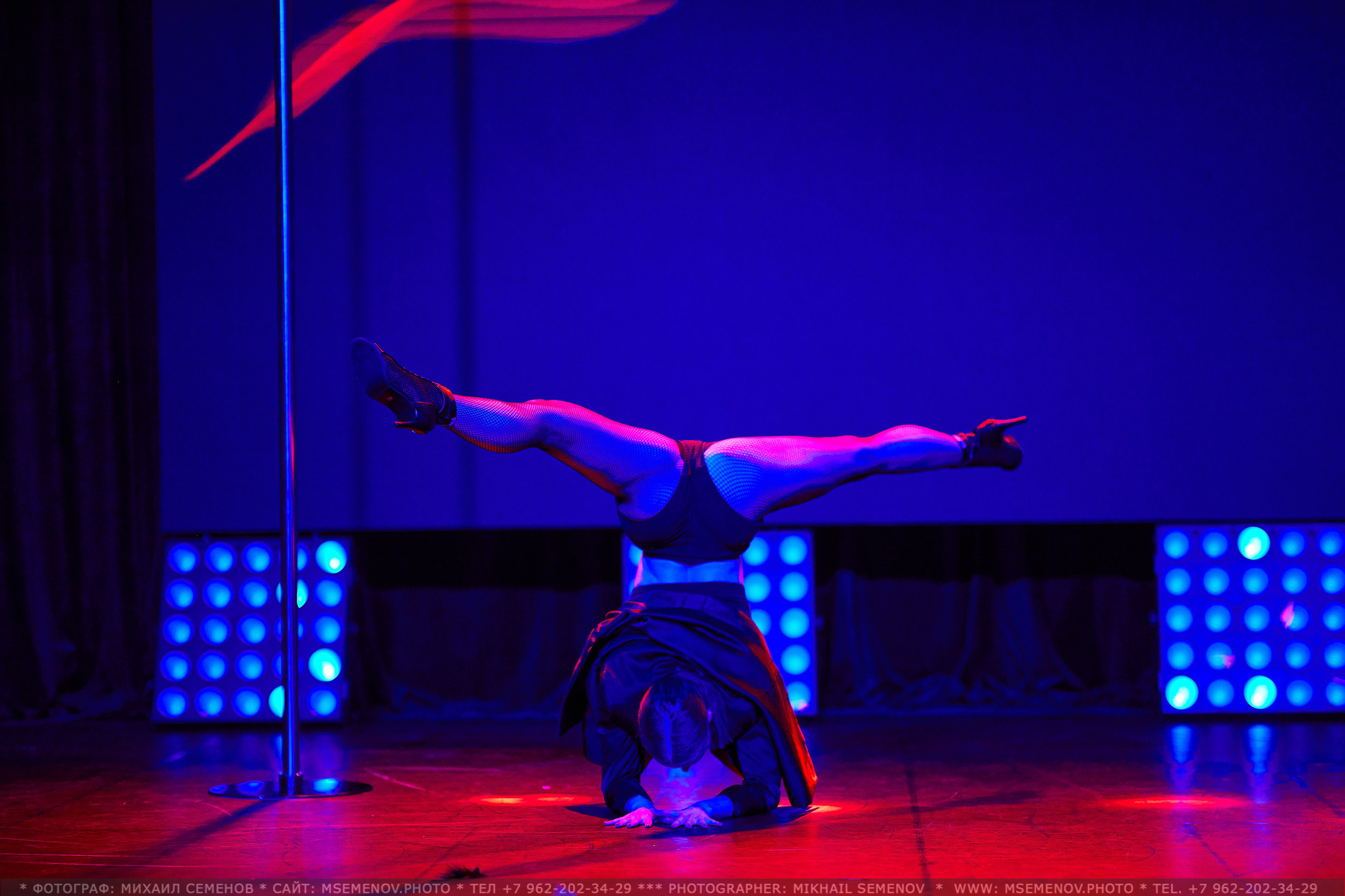 Отчетный концерт «VERTICAL» Студия воздушного фитнеса. Фотограф, фотопроекты Михаила Семенова в Ярославле. Фотошкола