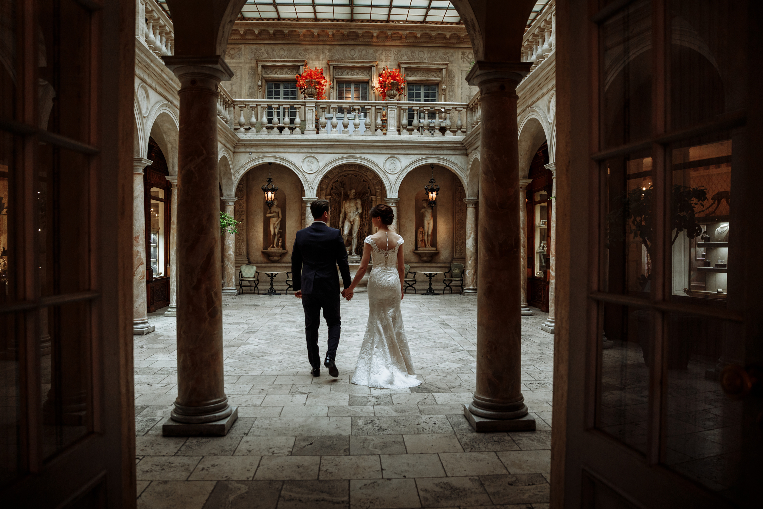 Шикарная свадьба Марины и Бекира в ресторане Турандот. Свадебный и репортажный фотограф Ольга Шевелёва