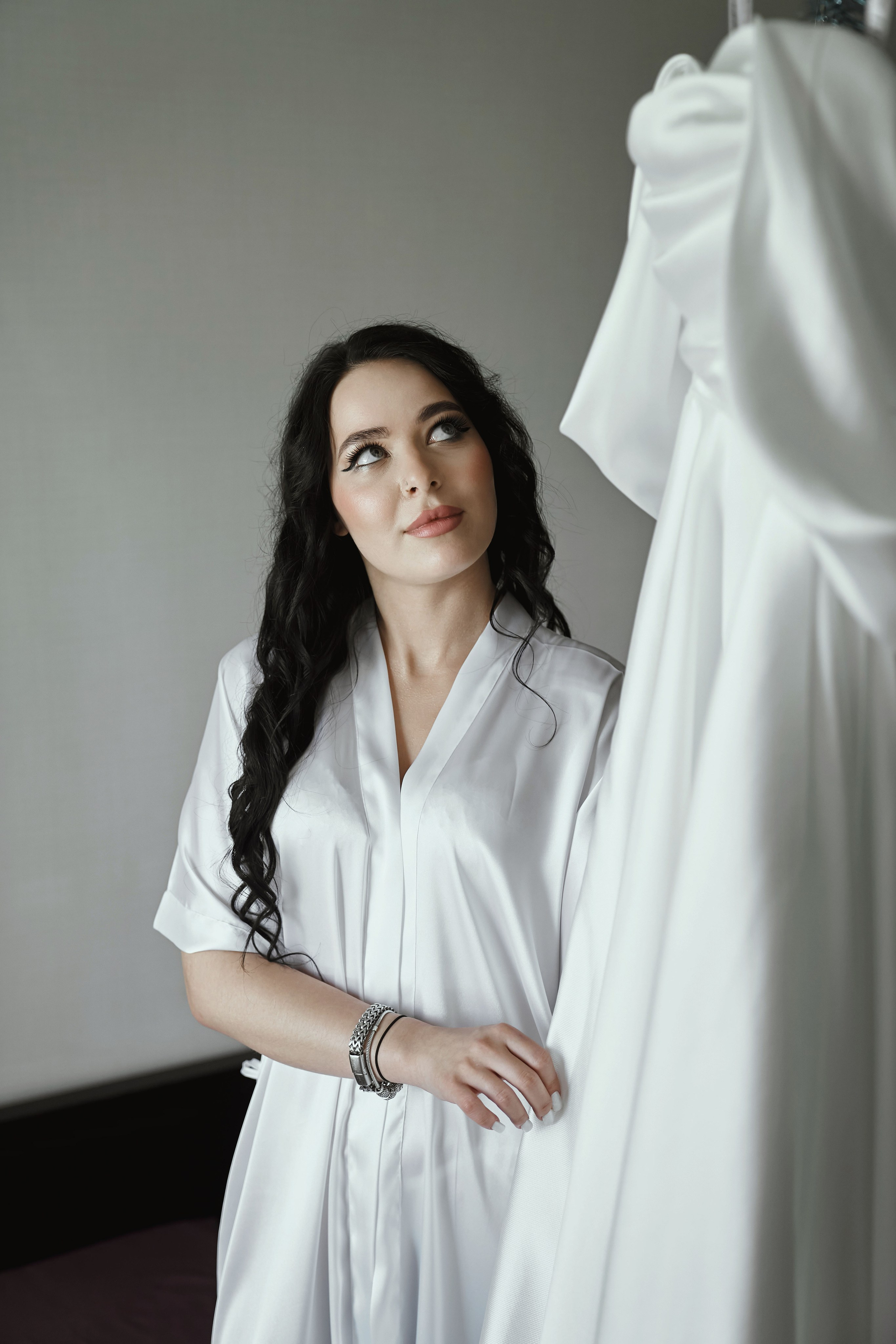 Свадебная фотосессия Дмитрия и Виты на Поклонной горе в парке Победы Москвы