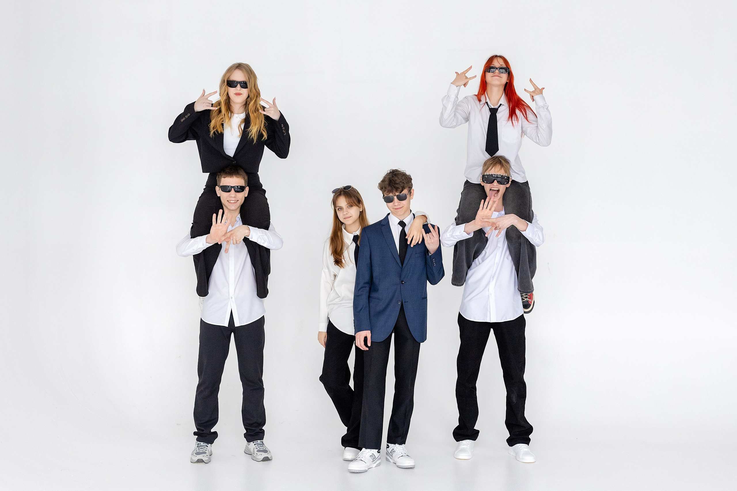 69 Школа, 9 класс. Стильный выпускной альбом Владивосток фотограф Вероника Мигачева