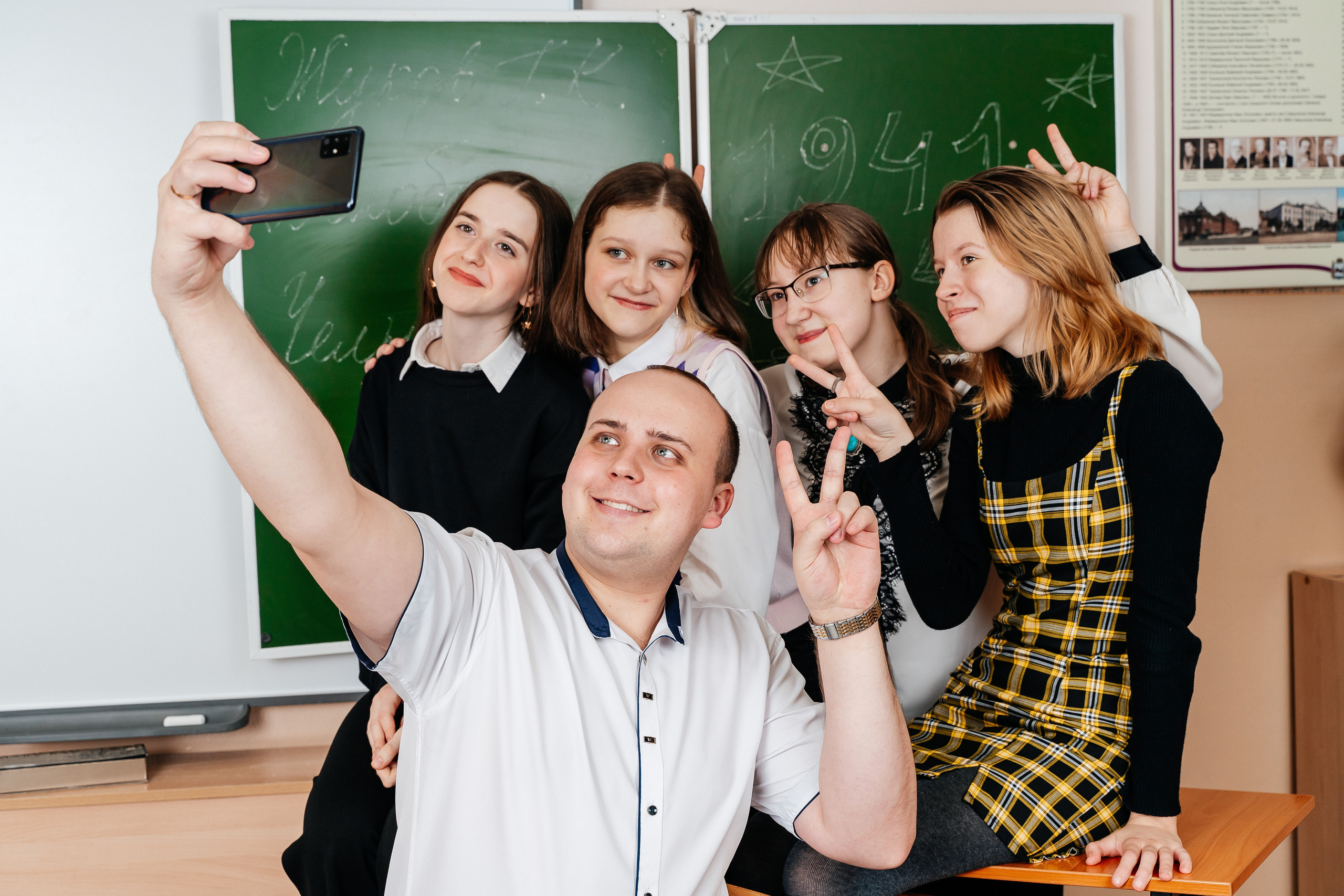 Эксклюзивное предложение. Школьная фотография и выпускные фотоальбомы Иркутск