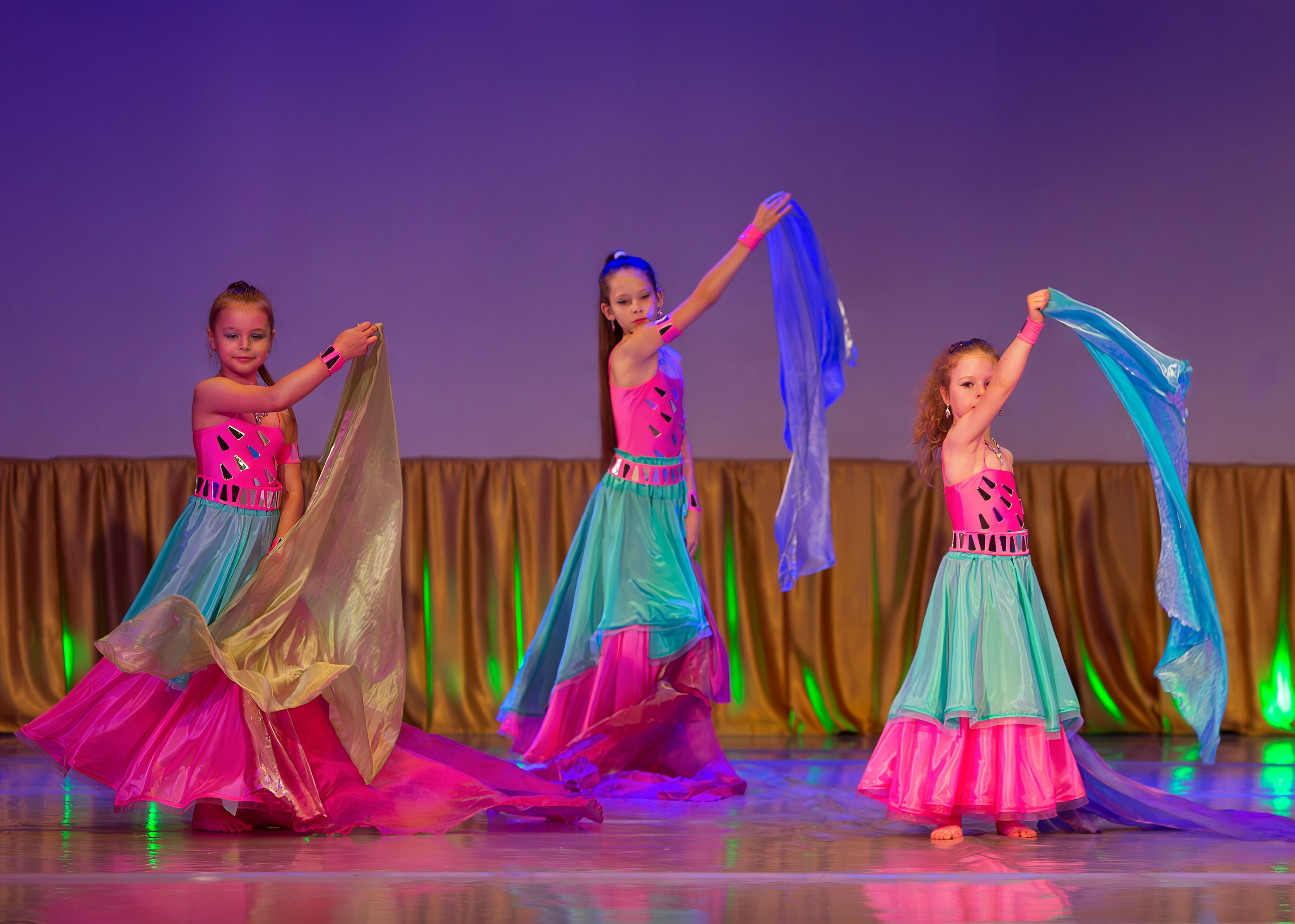 Студия «Lamis» отчетный концерт 2024. Выпускные альбомы и школьный фотограф в Подольске, Троицке, Щербинке, Москве и Московской области