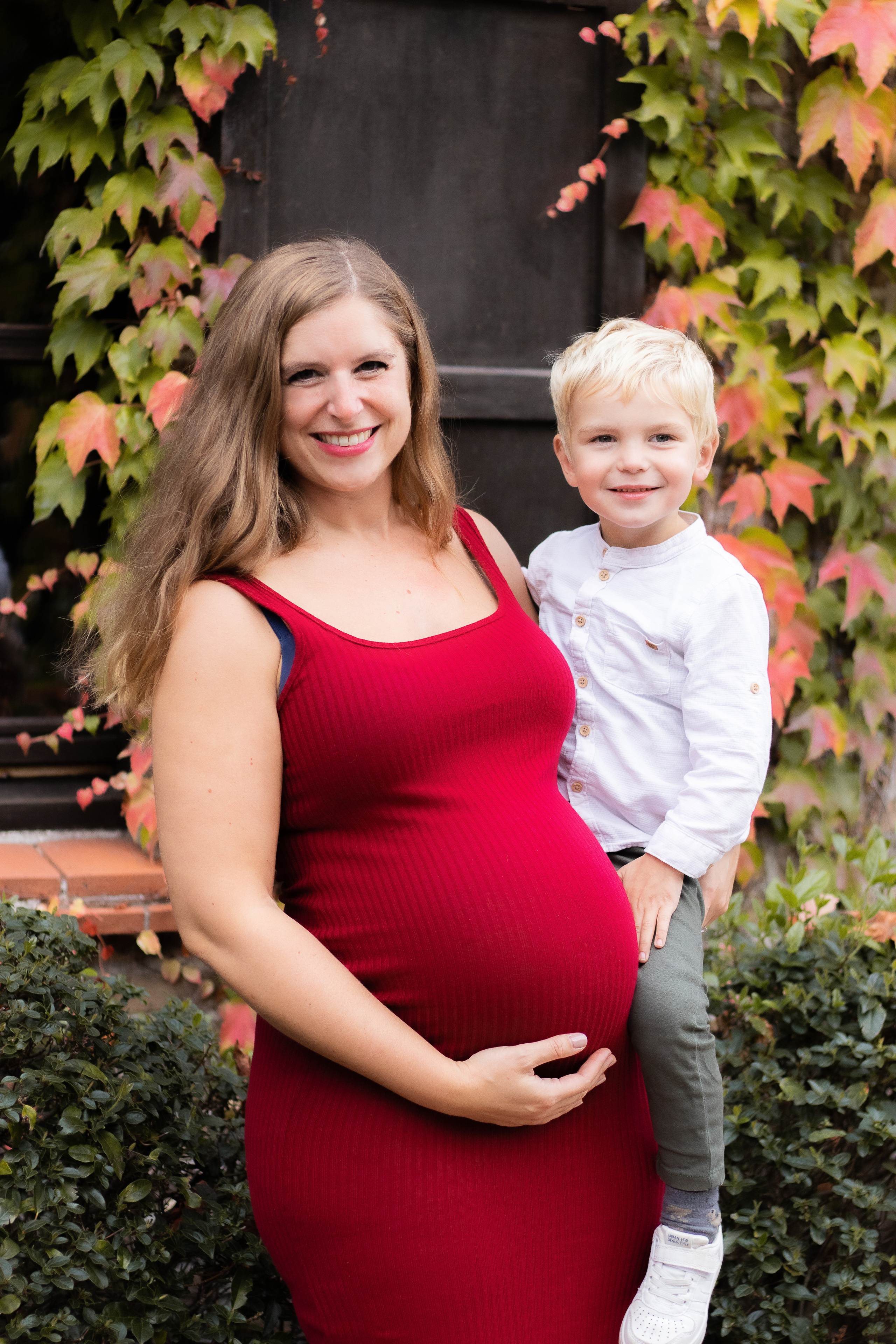 Maternity experience. Family, Children and Business photographer in Belgium