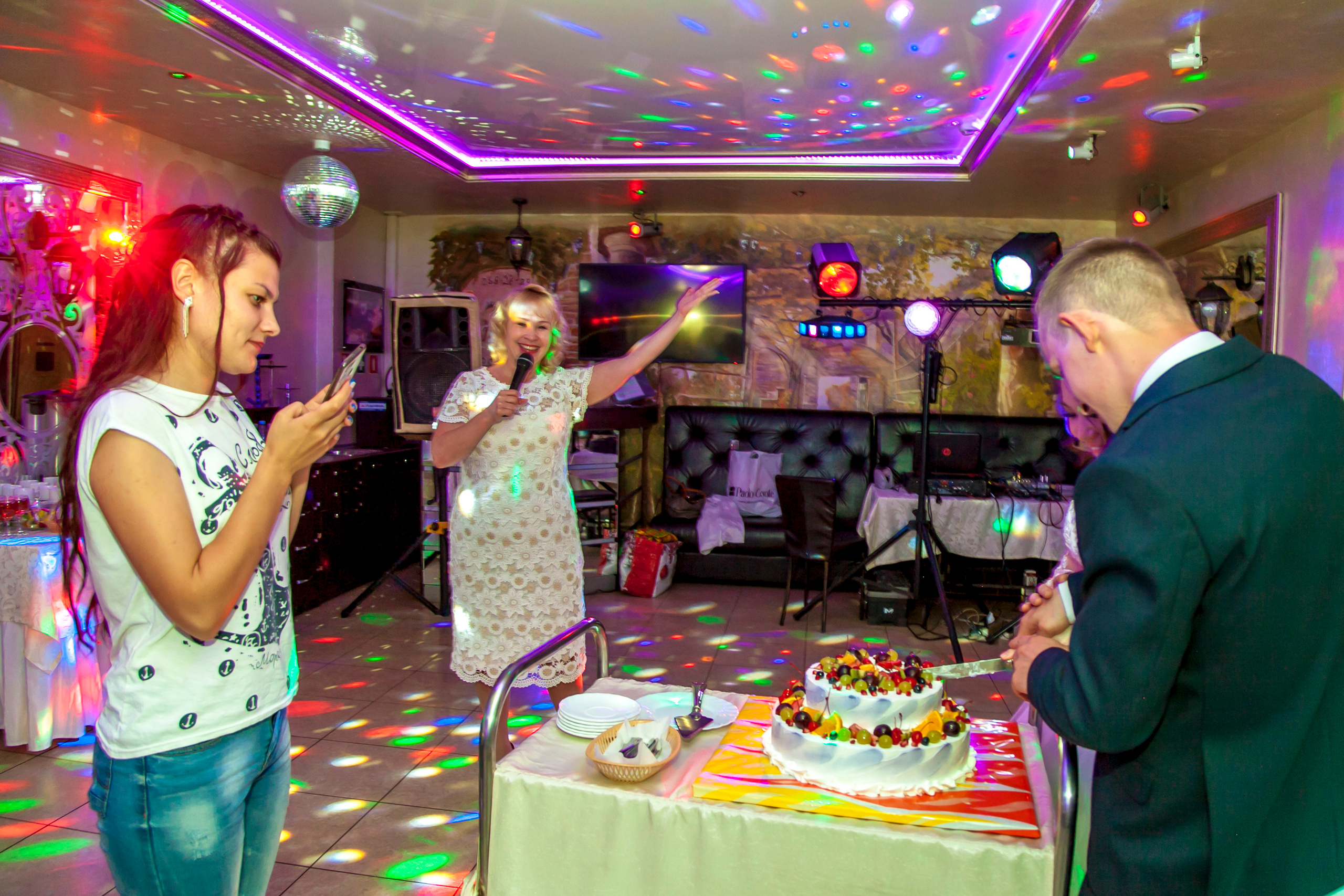 Ведущий, Тамада, DJ, фото в Перми. Хорошее настроение